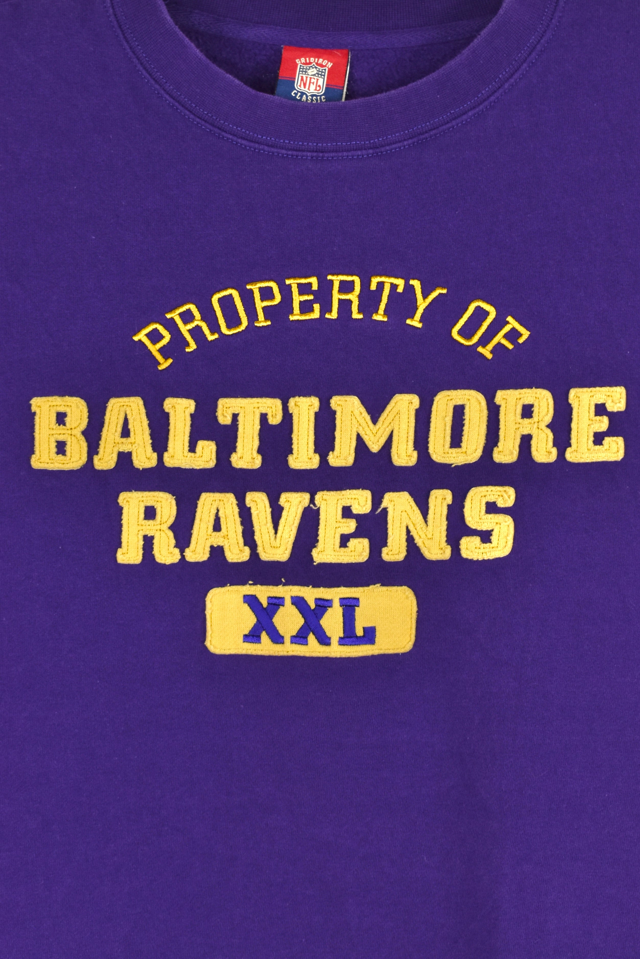 Vintage Baltimore Ravens sweatshirt (L), purple NFL embroidered crewneck
