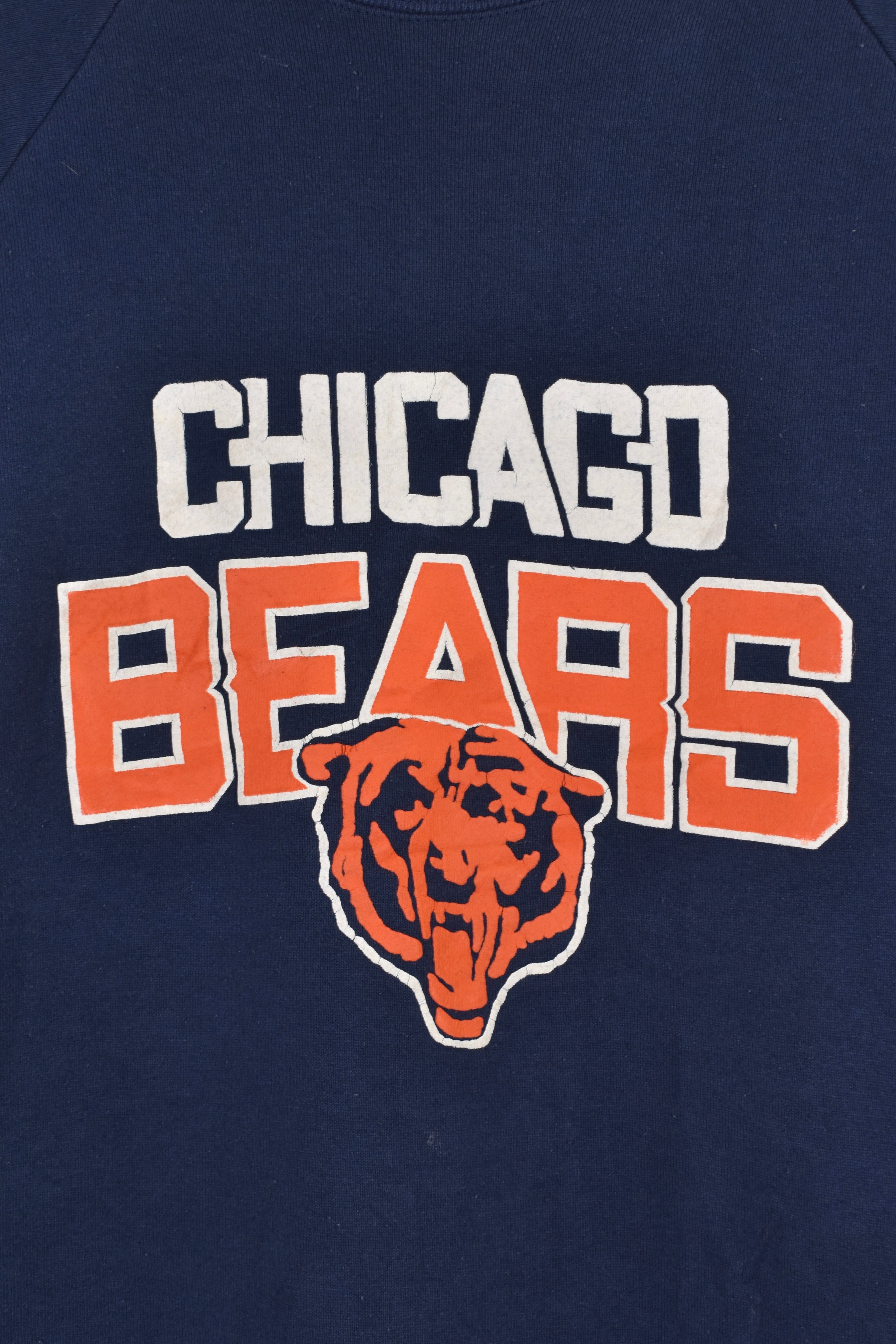 Vintage Chicago Bears sweatshirt (L), navy NFL graphic crewneck