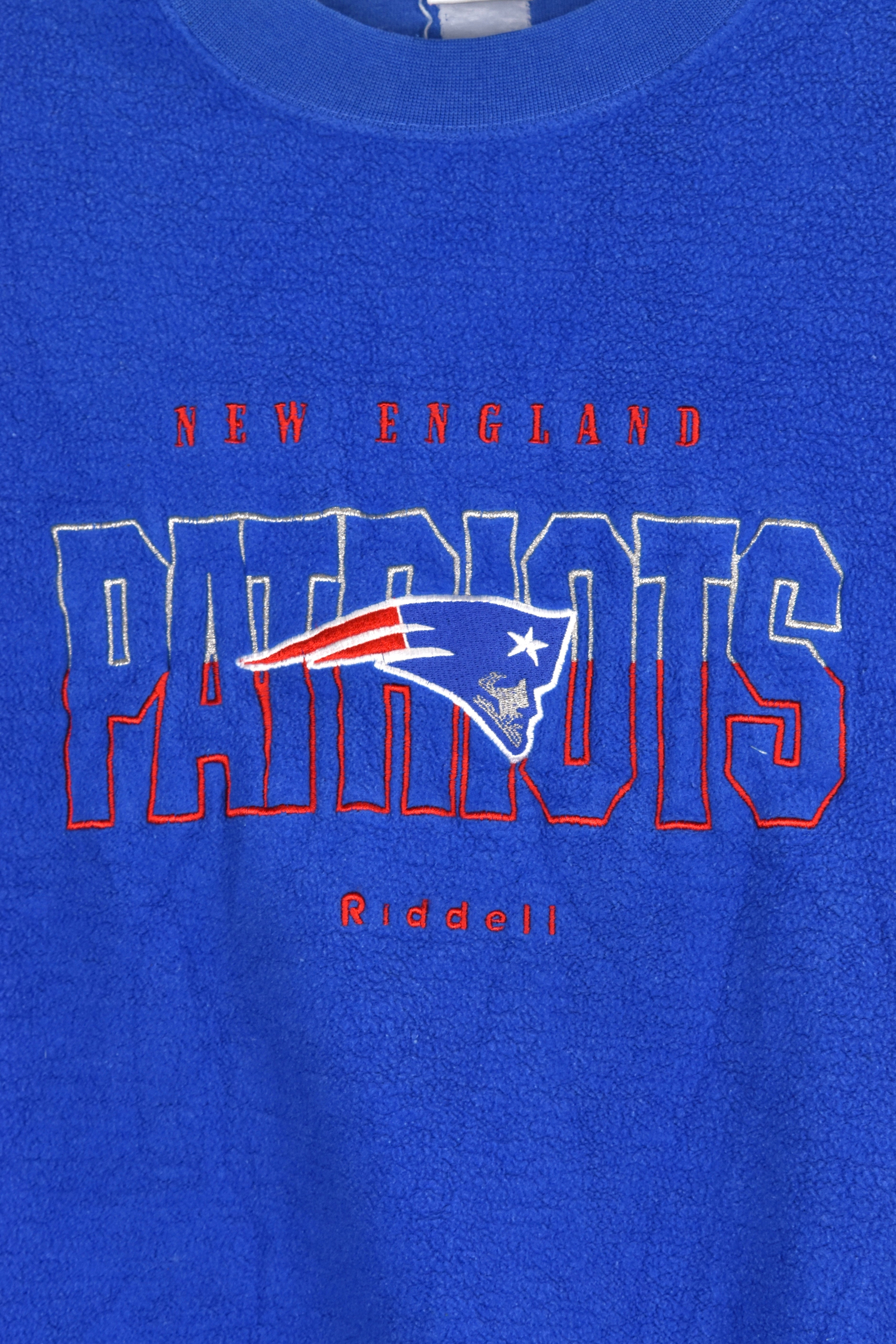 Vintage New England Patriots fleece (M), NFL blue embroidered sweatshirt