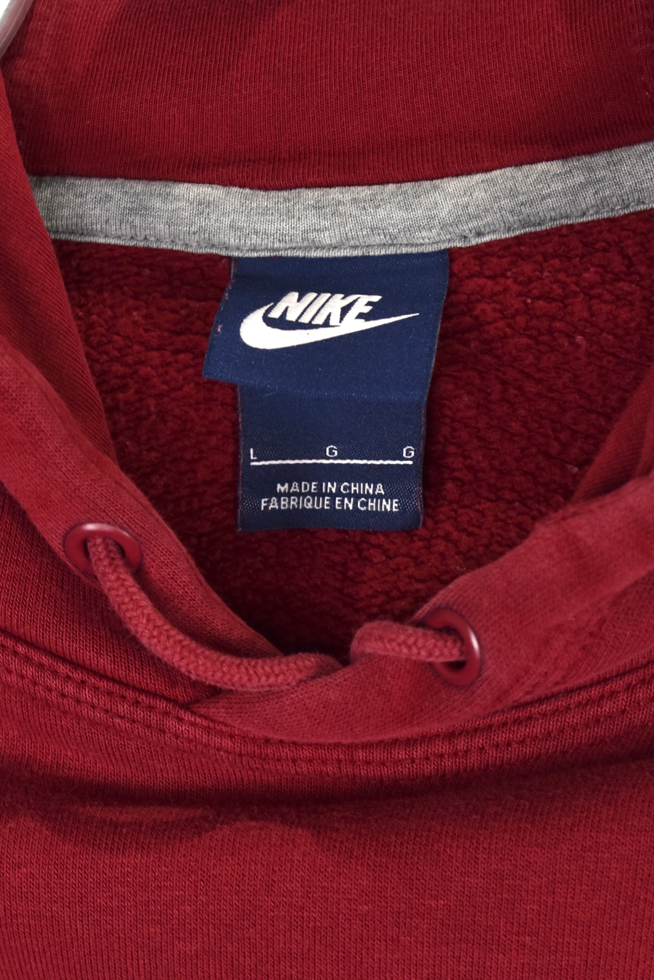 Vintage Nike hoodie (L), burgundy embroidered sweatshirt