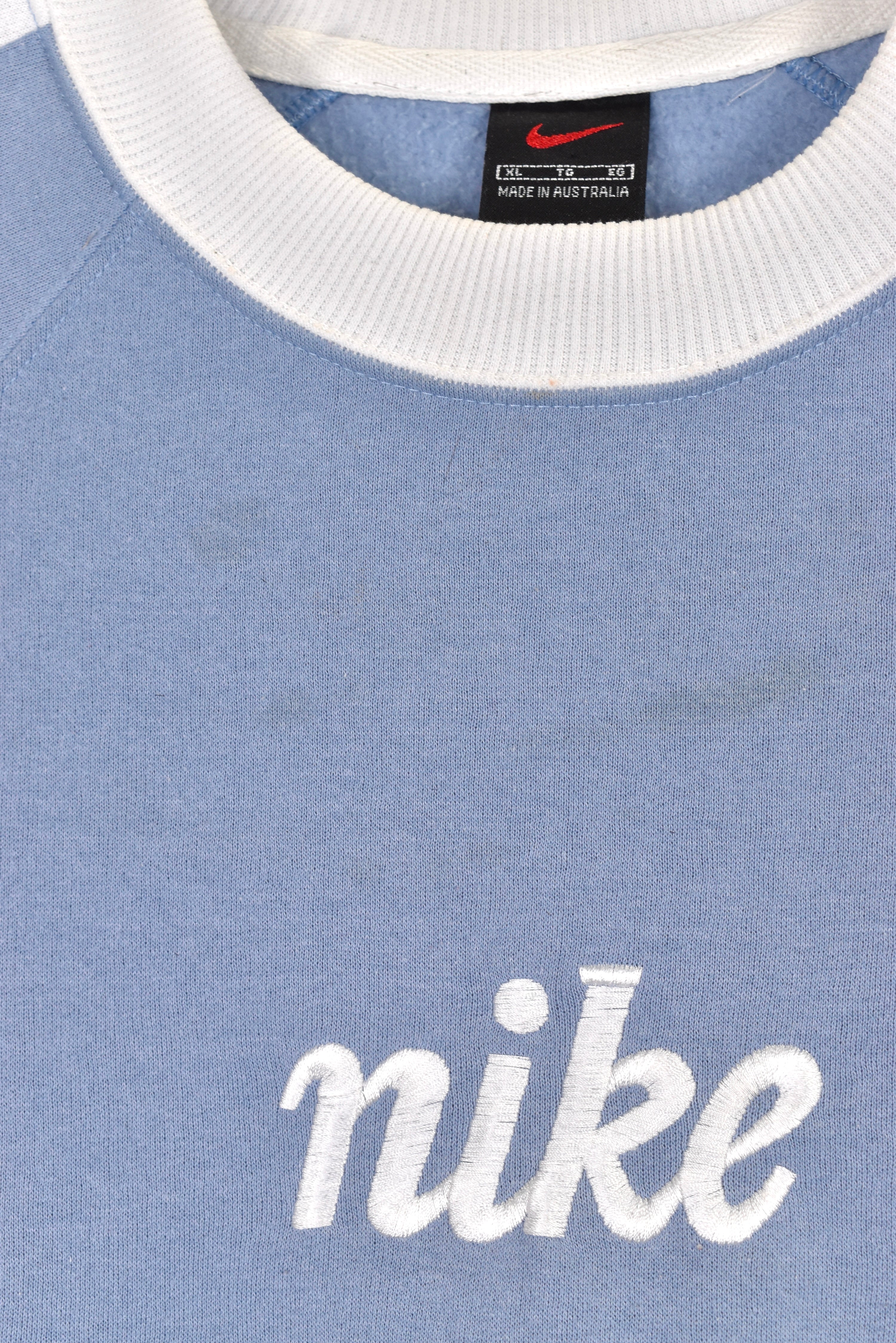 Womens vintage Nike sweatshirt, blue embroidered crewneck - Large