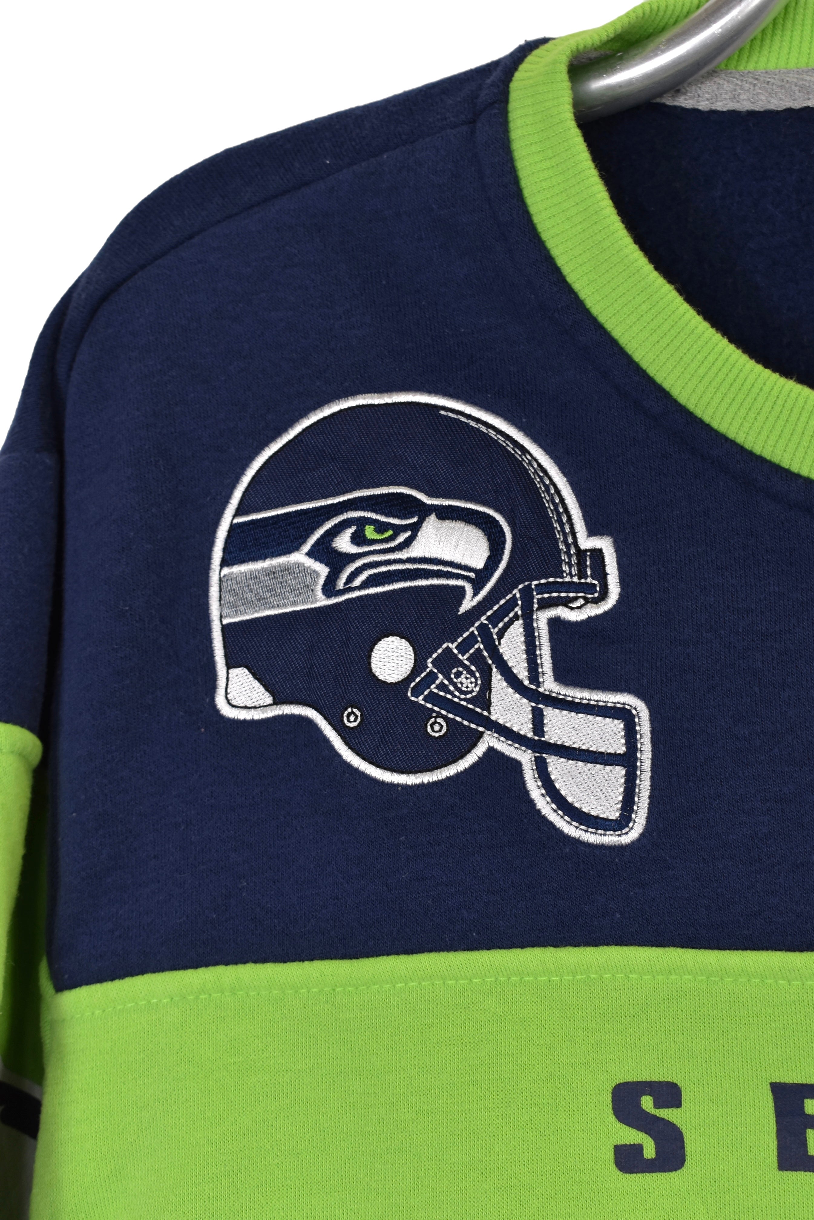 Vintage Seattle Seahawks sweatshirt, navy blue NFL graphic crewneck - Large
