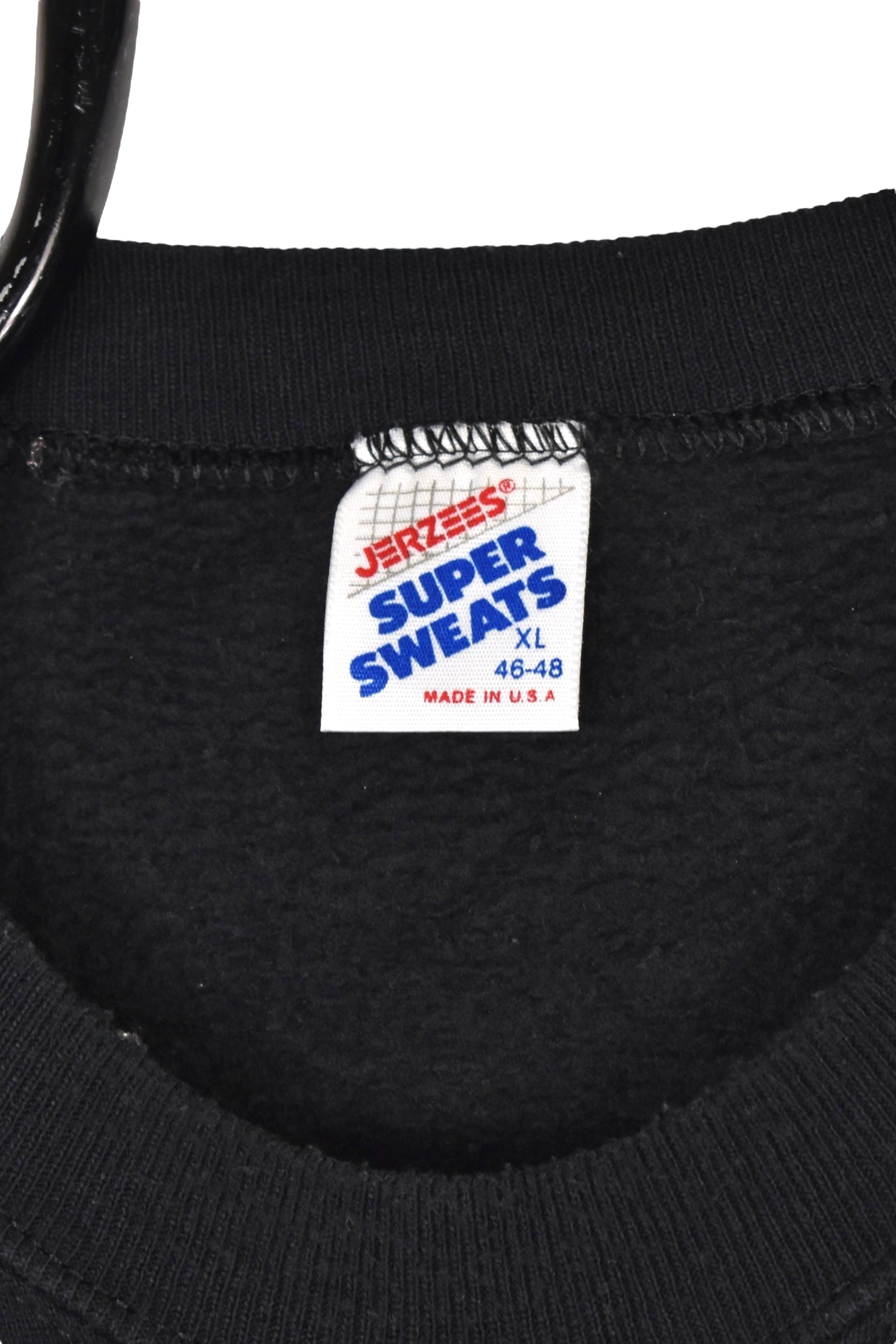 Vintage Mickey Mouse sweatshirt (L), black Disney graphic crewneck