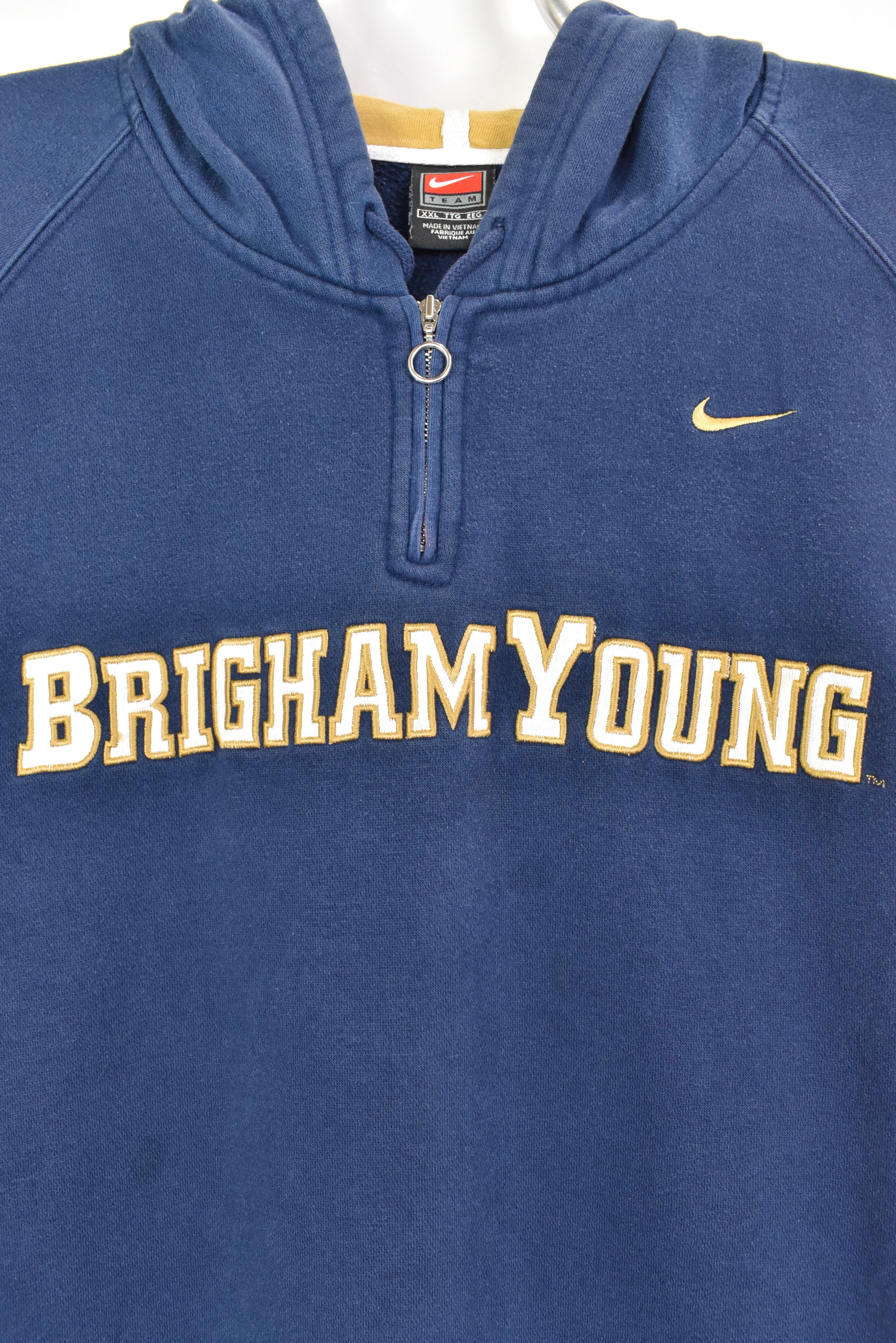 Vintage Nike BYU embroidered navy hoodie | XXXL COLLEGE
