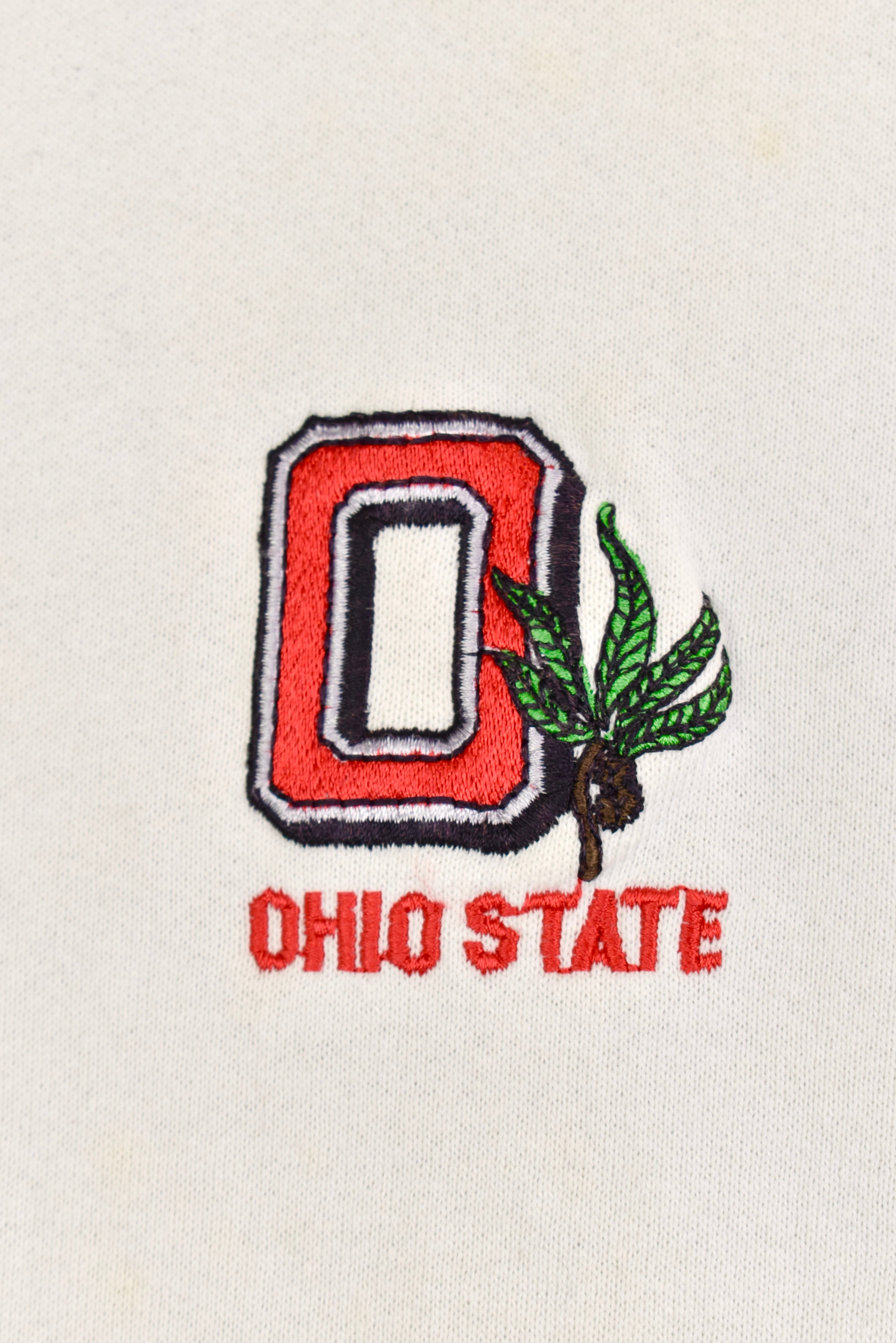 Vintage Ohio State University Buckeyes embroidered white sweatshirt | Medium COLLEGE