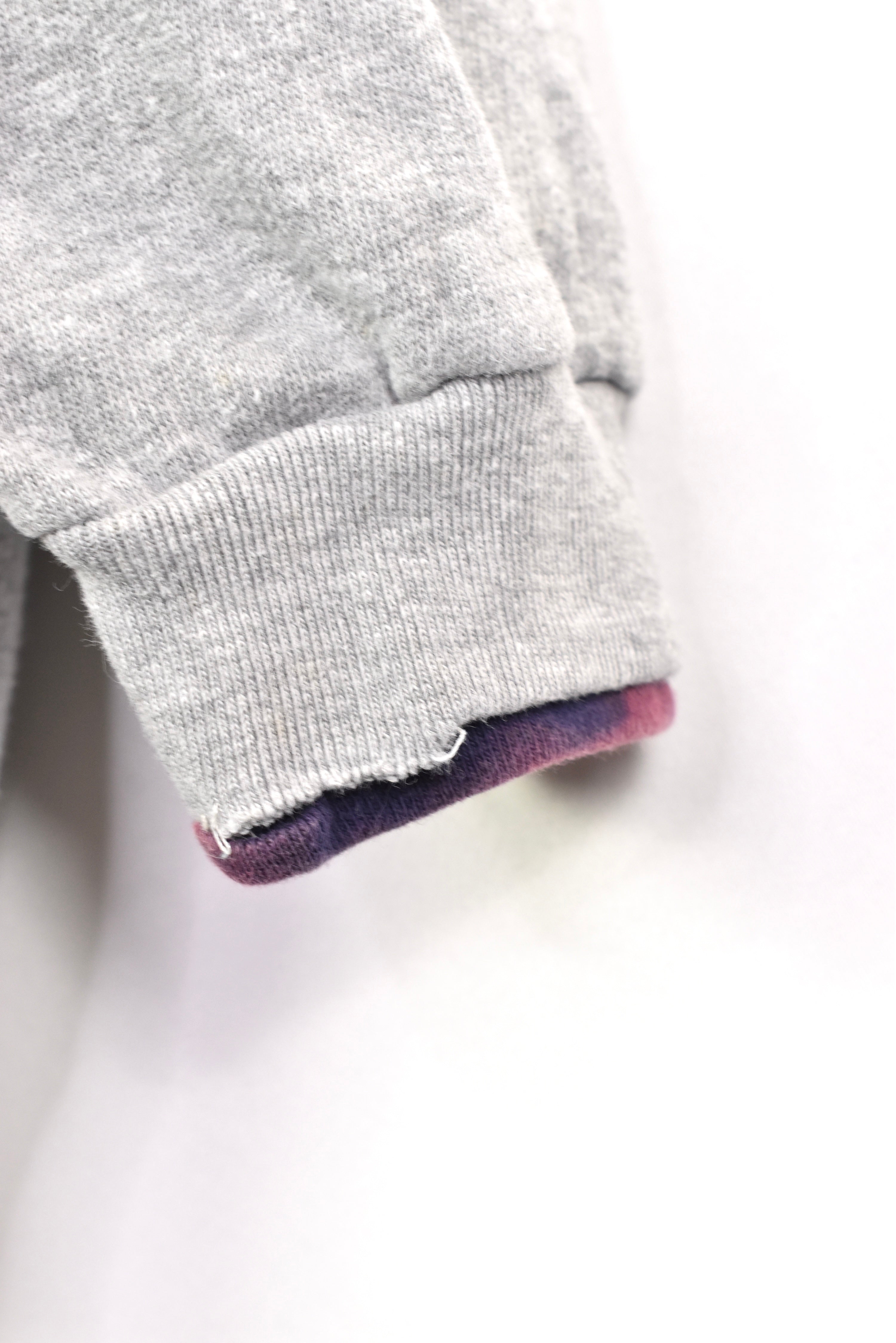 Women's vintage Disney sweatshirt, Tigger cartoon embroidered crewneck - large, grey DISNEY / CARTOON