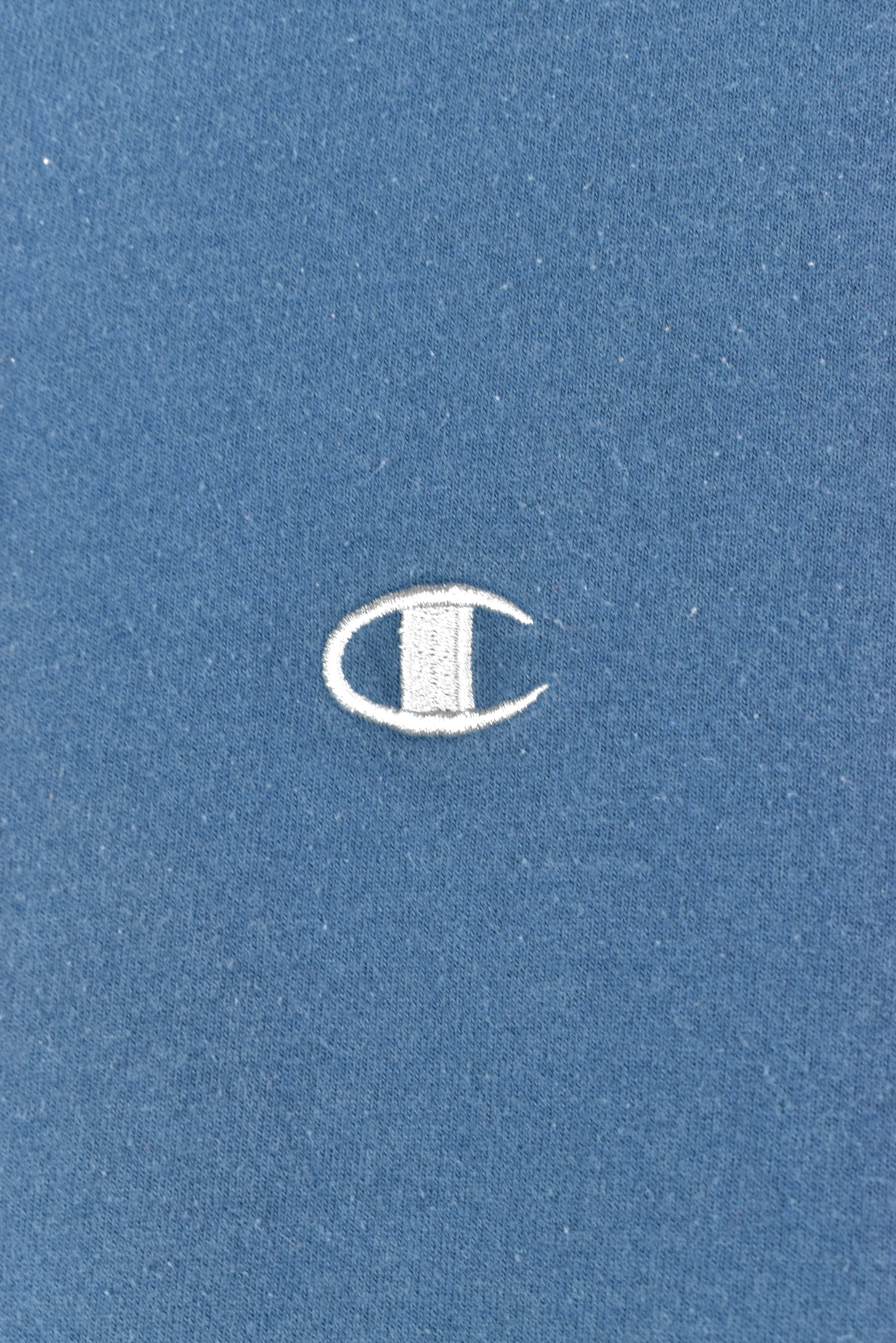 VINTAGE CHAMPION EMBROIDERED NAVY SWEATSHIRT | XL CHAMPION