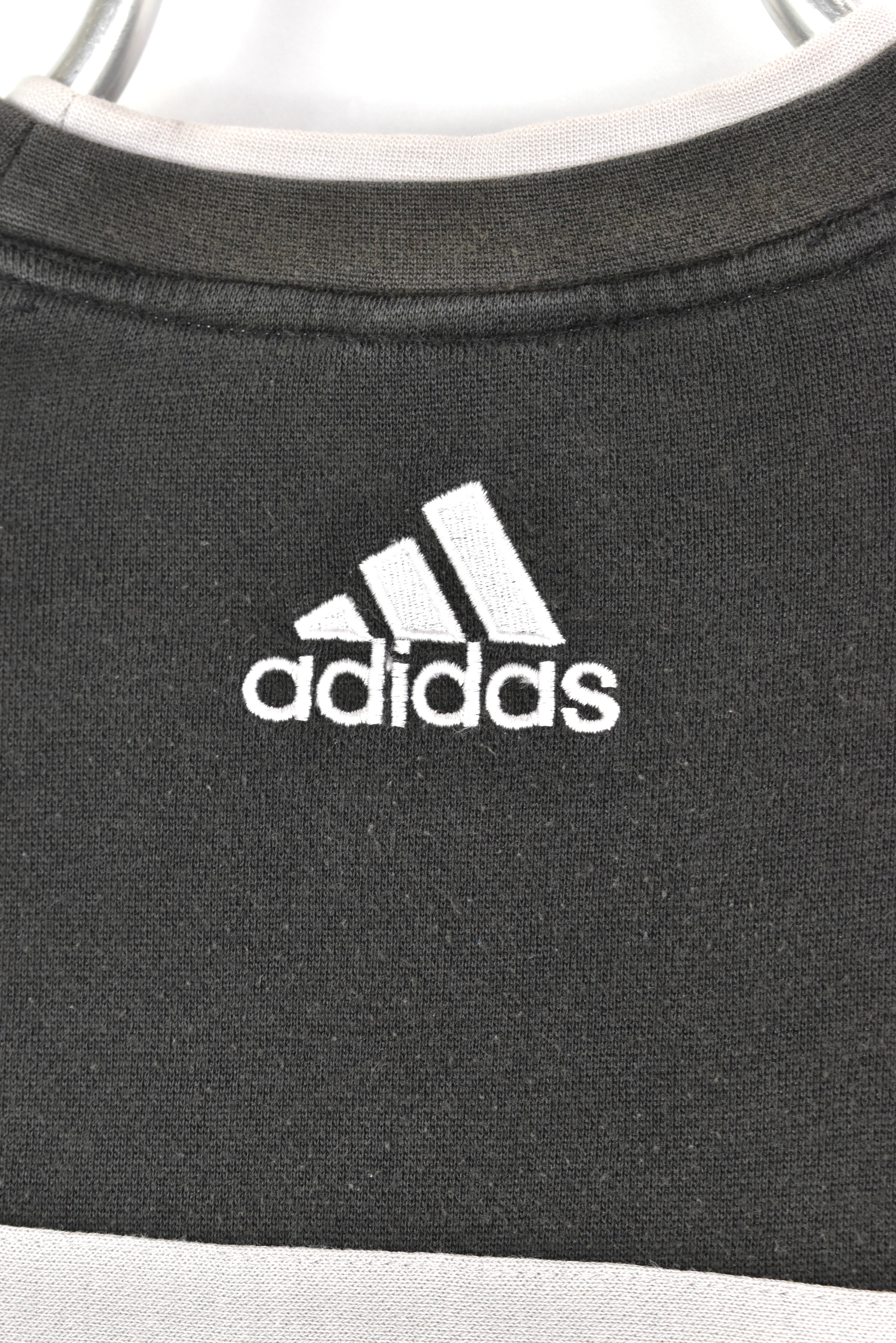 VINTAGE ADIDAS BLACK SWEATSHIRT | MEDIUM ADIDAS