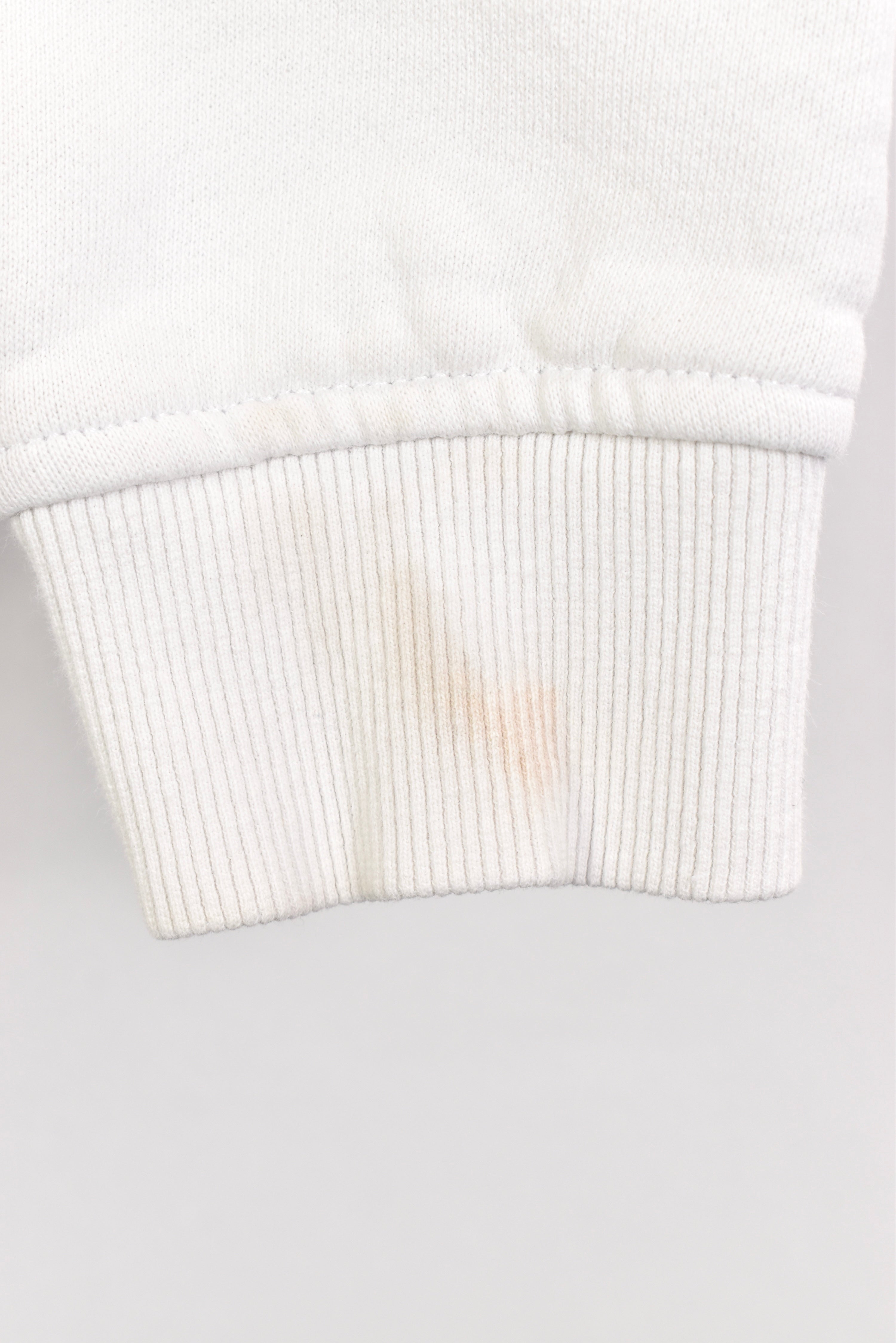 Vintage Women's Fila embroidered white sweatshirt | Large FILA