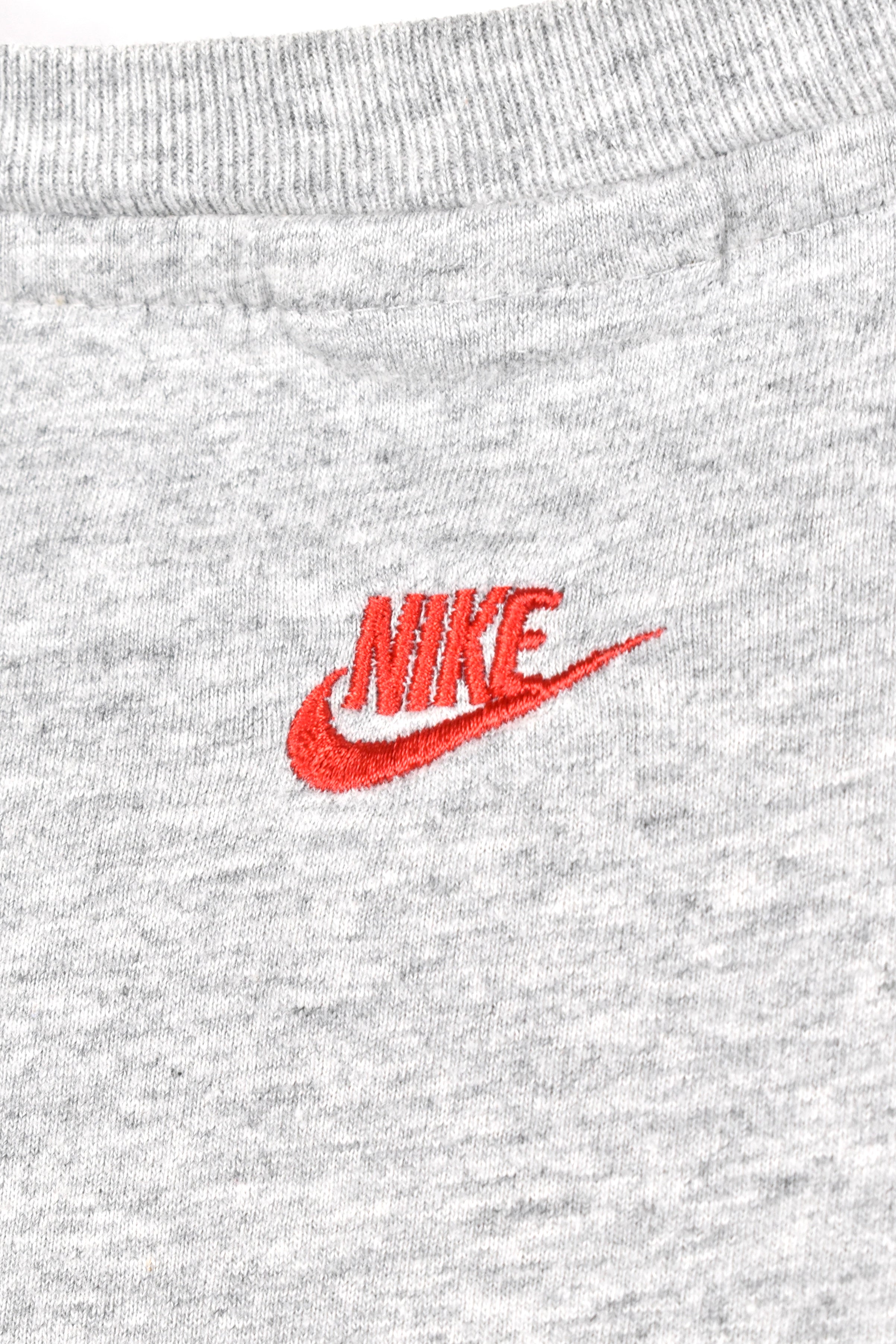 Vintage Nike shirt, grey graphic tee - AU L NIKE