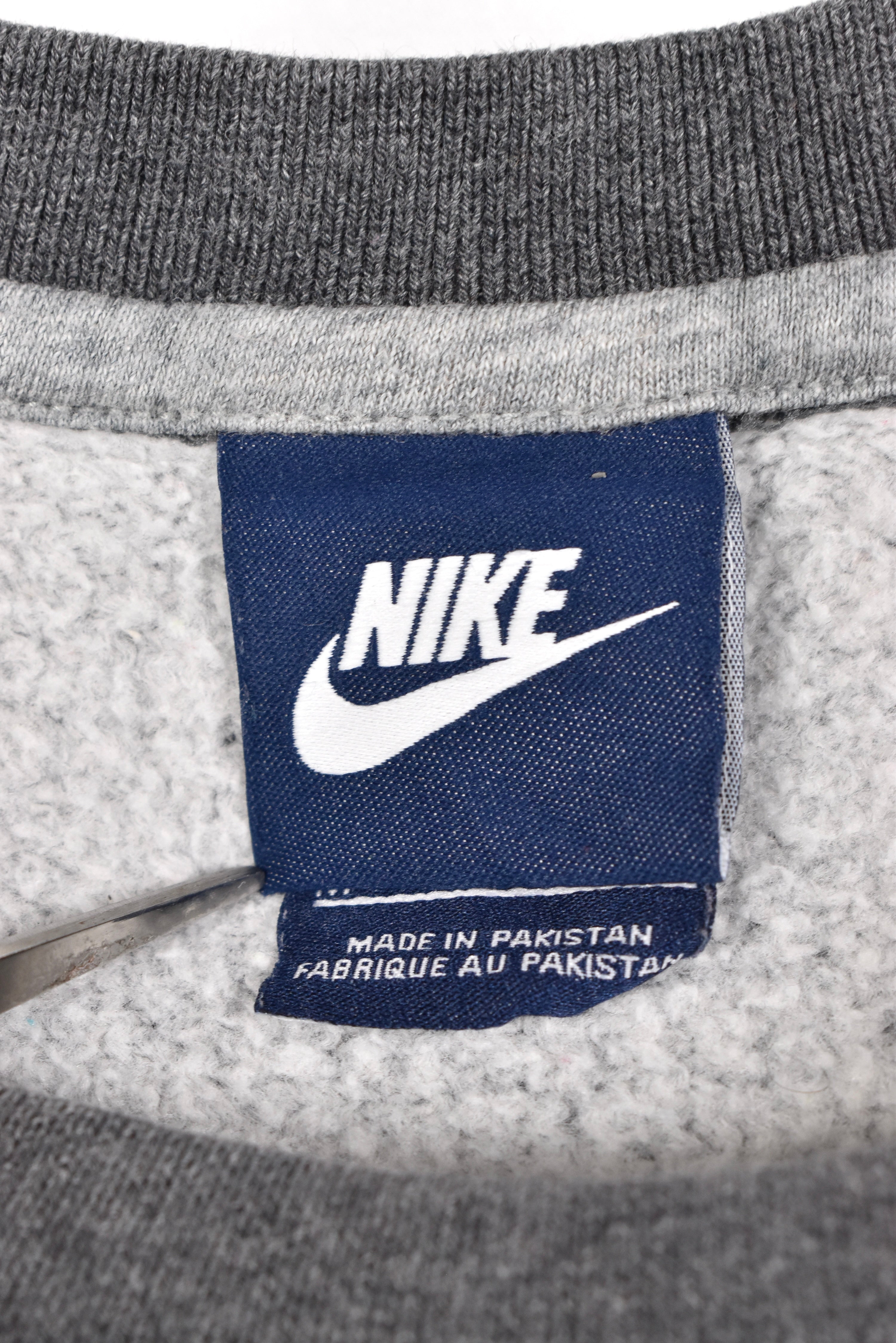 Vintage Nike sweatshirt, grey embroidered crewneck - AU M NIKE
