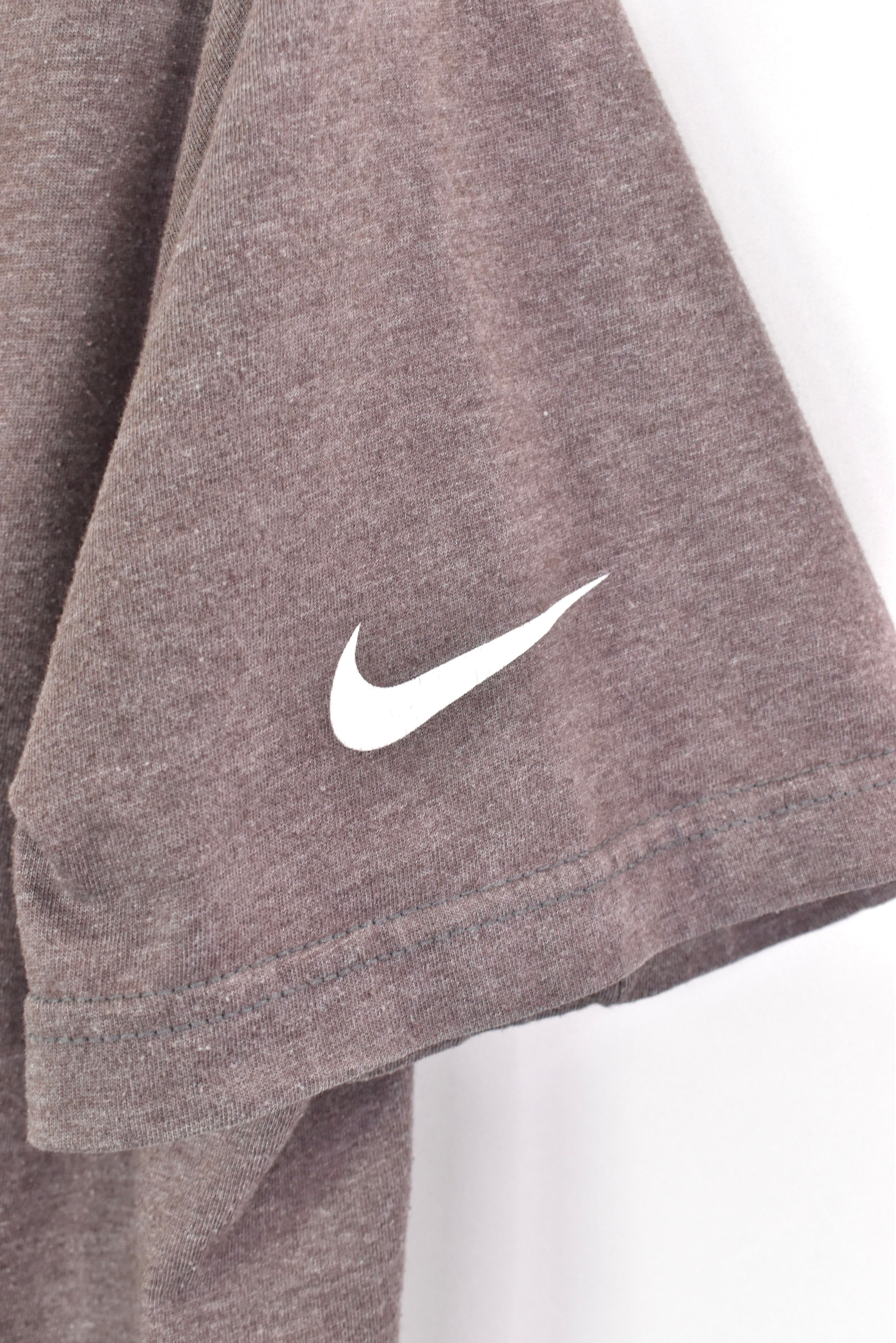 Modern Nike shirt, short sleeve graphic tee - medium, brown NIKE