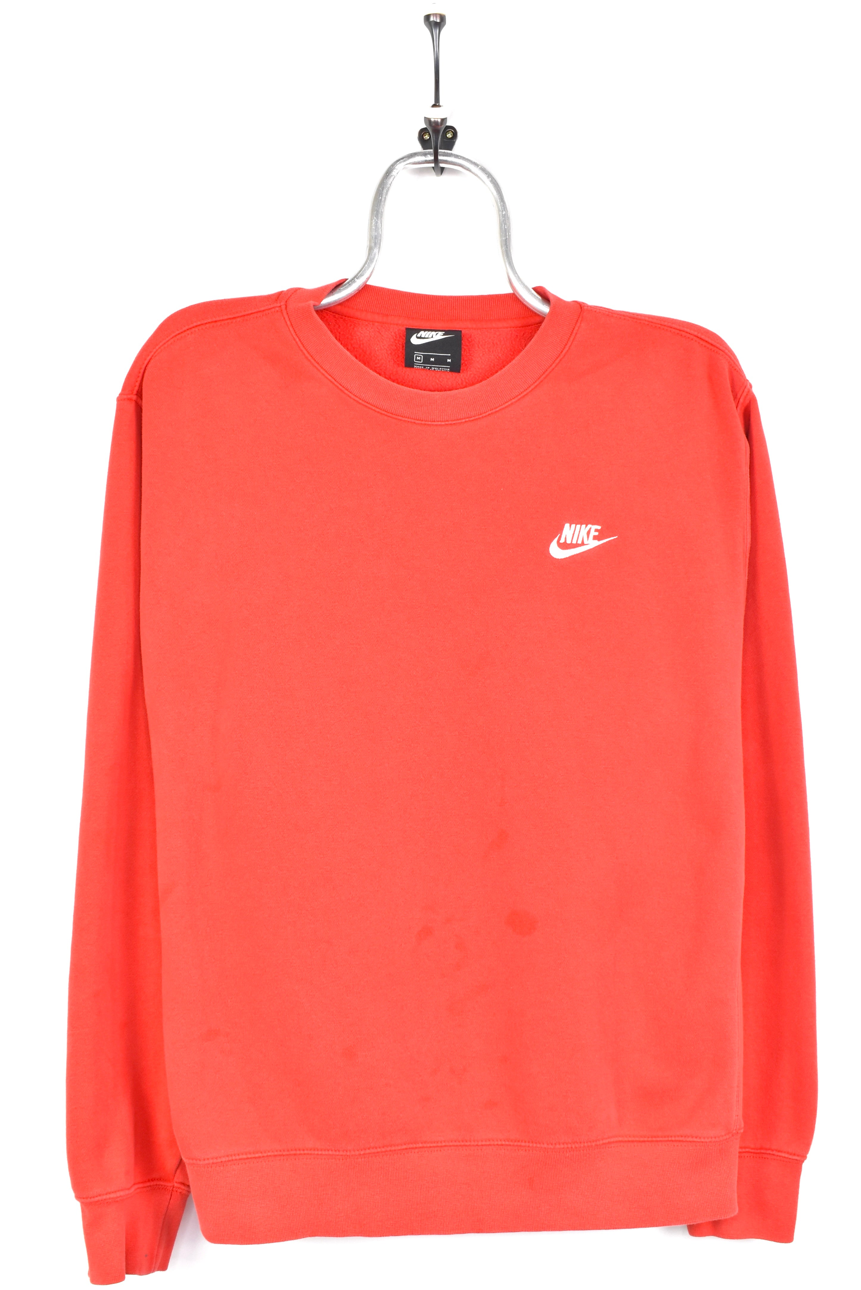 VINTAGE NIKE EMBROIDERED RED SWEATSHIRT | MEDIUM NIKE
