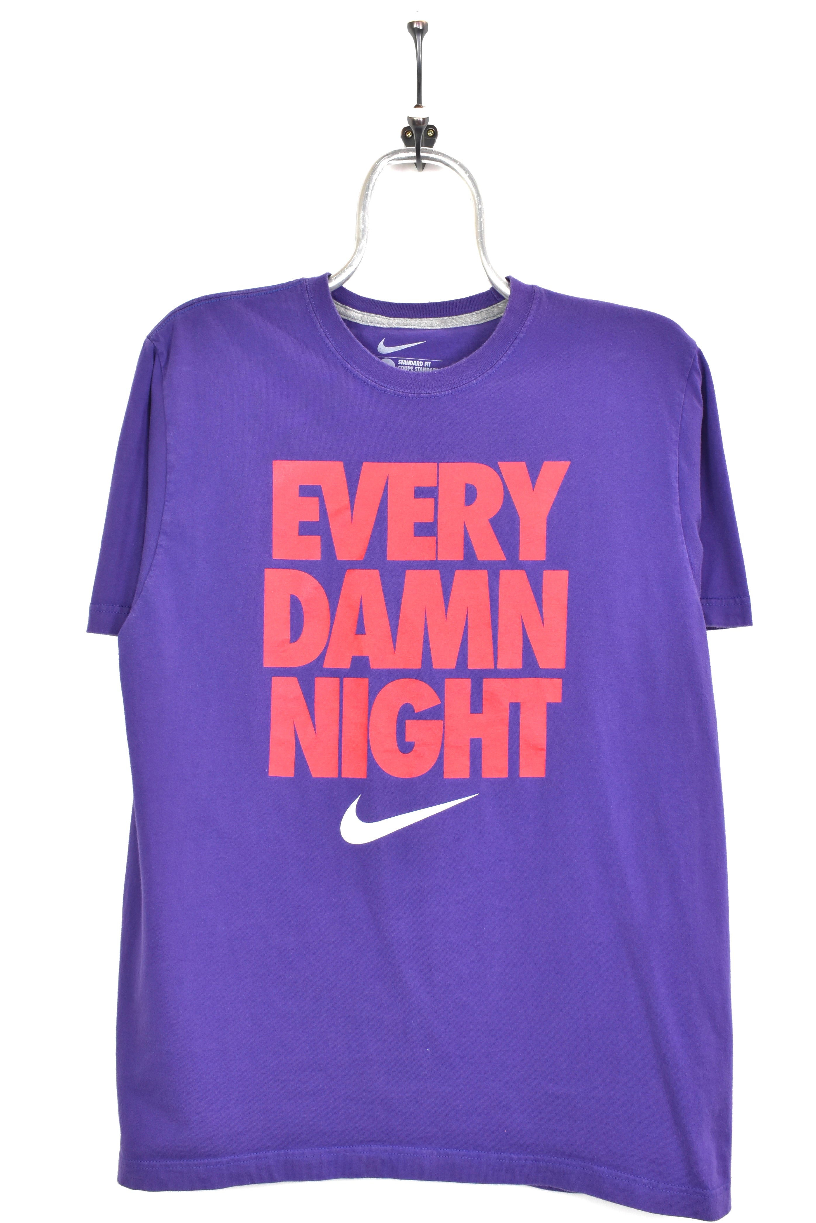 Modern Nike purple t-shirt | Medium NIKE