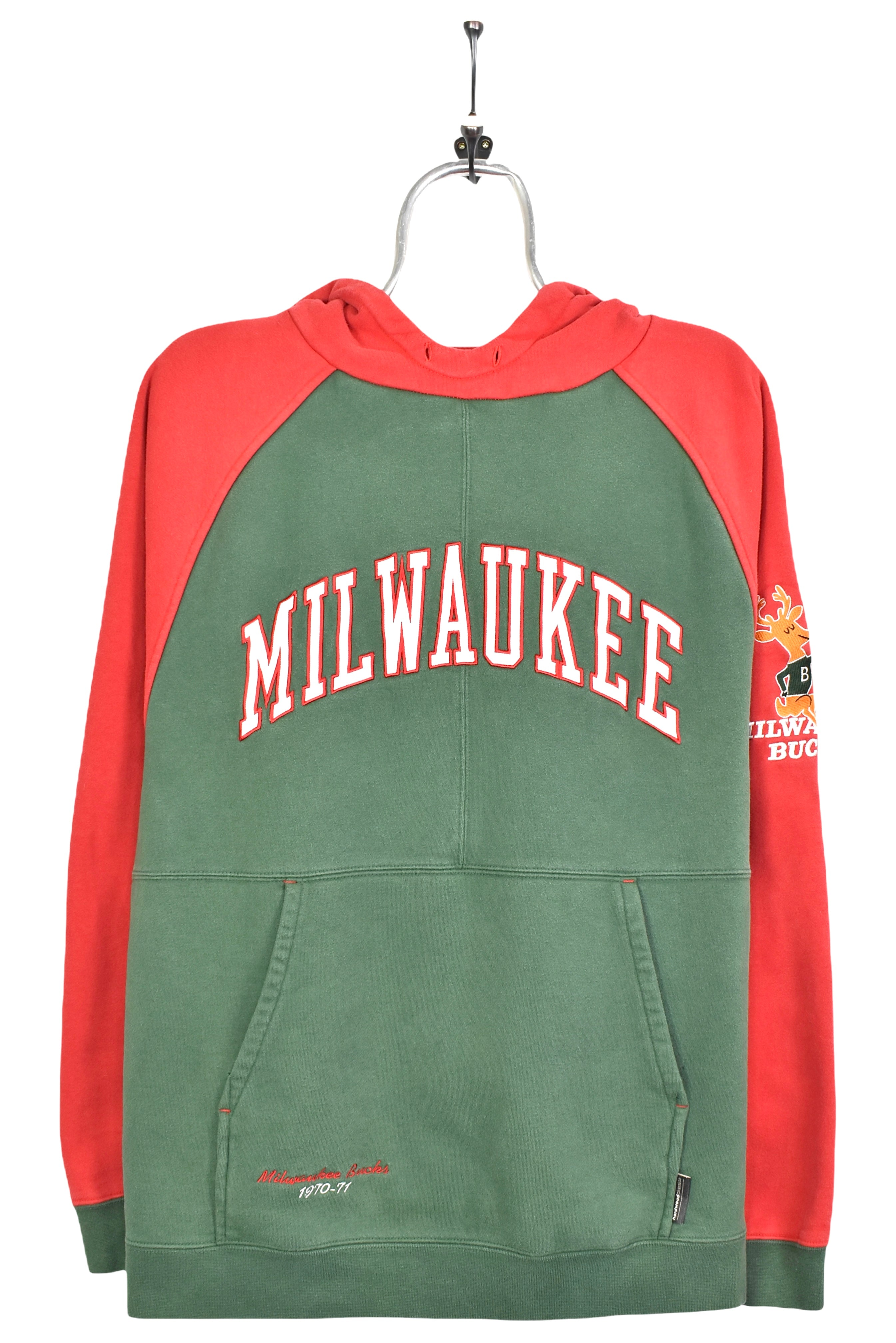 Vintage Milwaukee Bucks hoodie, NBA embroidered sweatshirt - large, green PRO SPORT