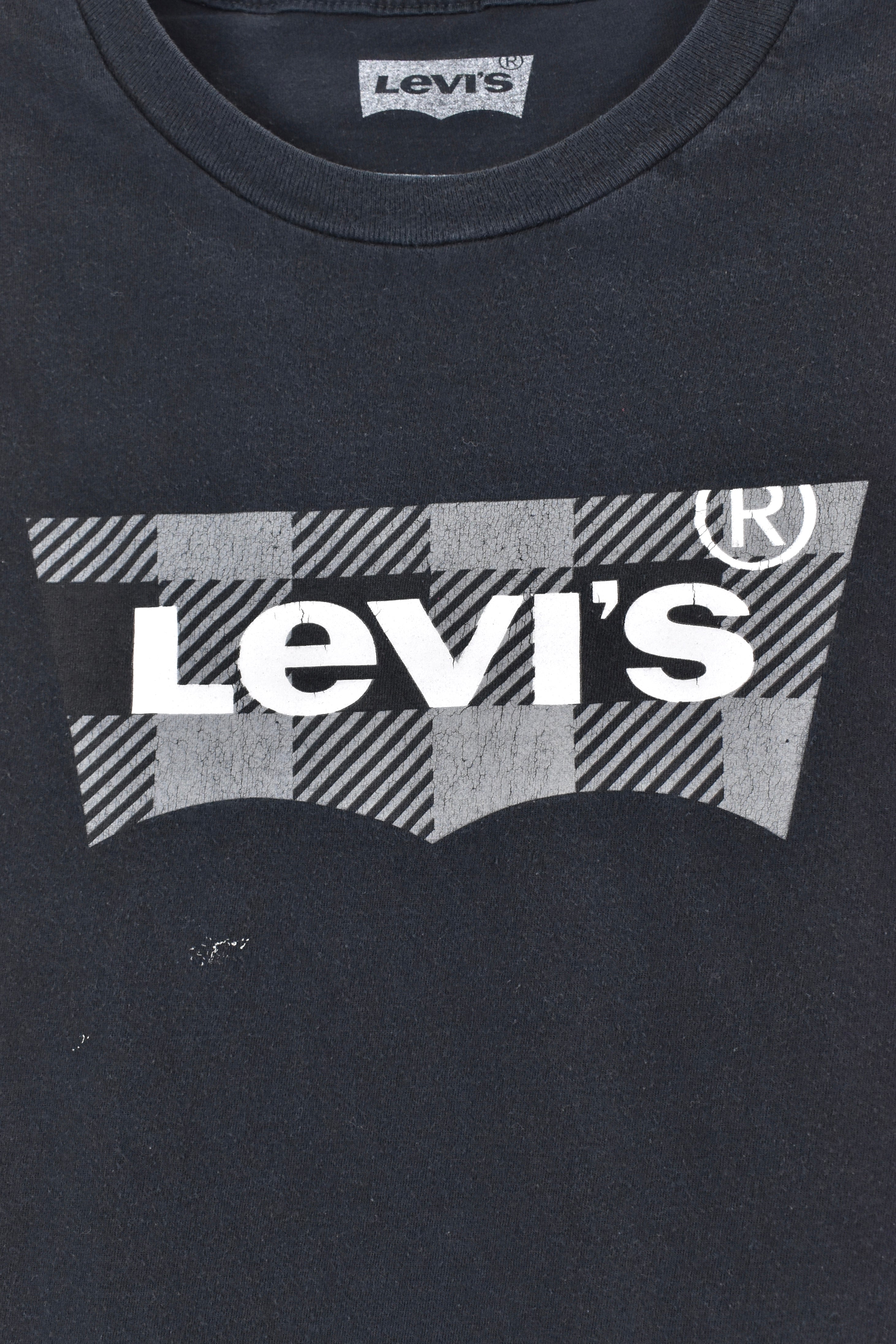 Modern Levis shirt, short sleeve black graphic tee - AU L LEVIS