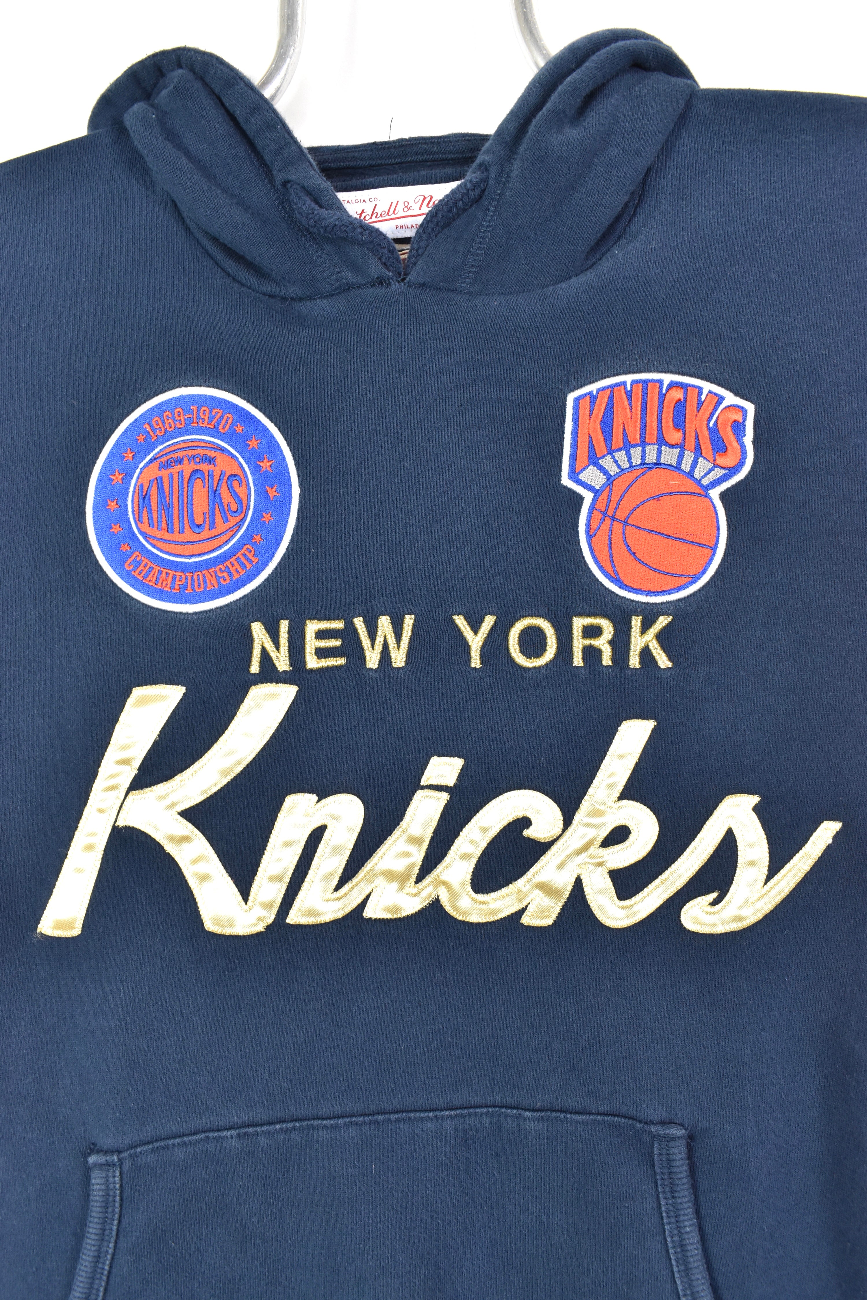 MODERN NBA NEW YORK KNICKS EMBROIDERED NAVY HOODIE | SMALL PRO SPORT