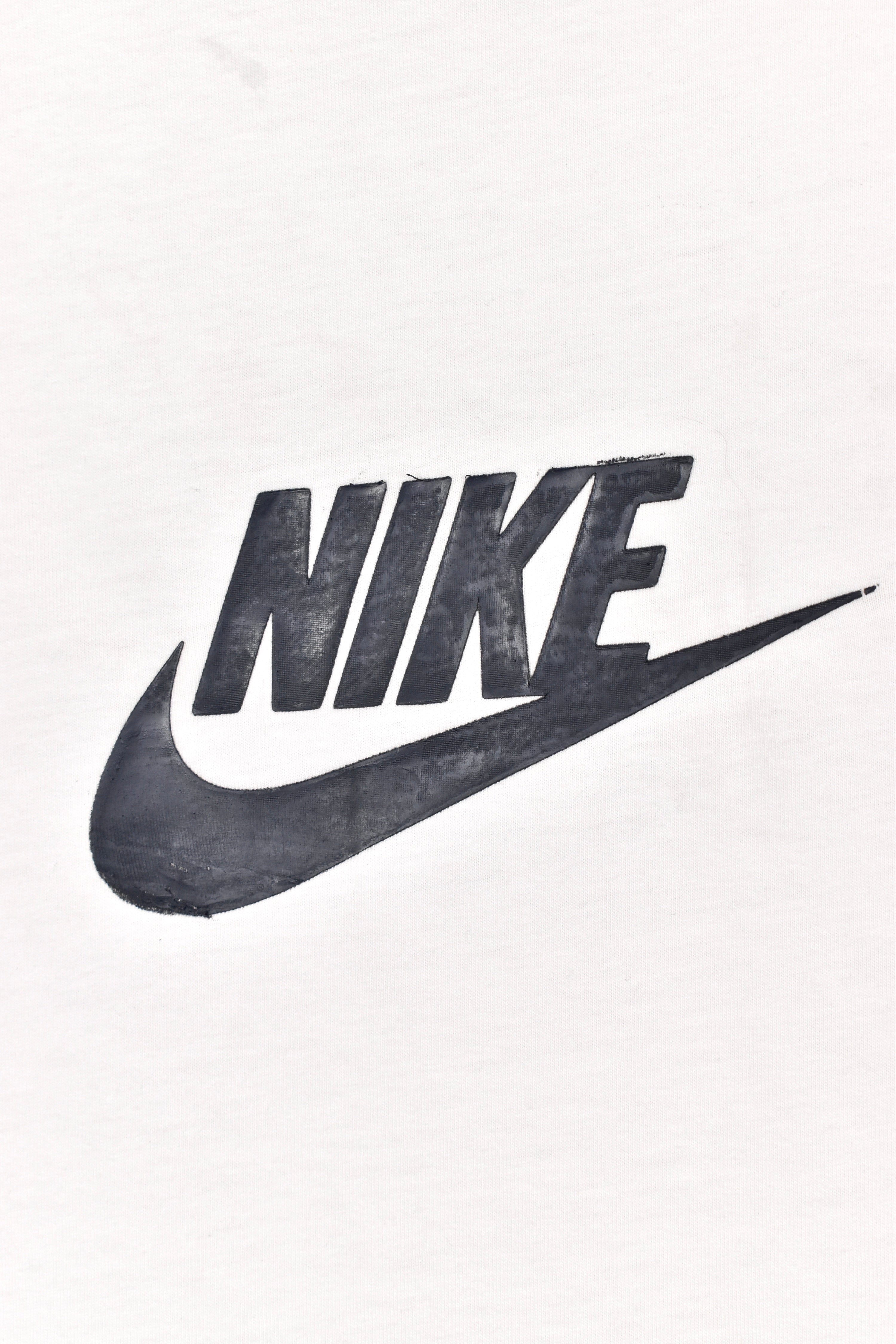 Vintage Nike shirt, white graphic tee - AU Small NIKE
