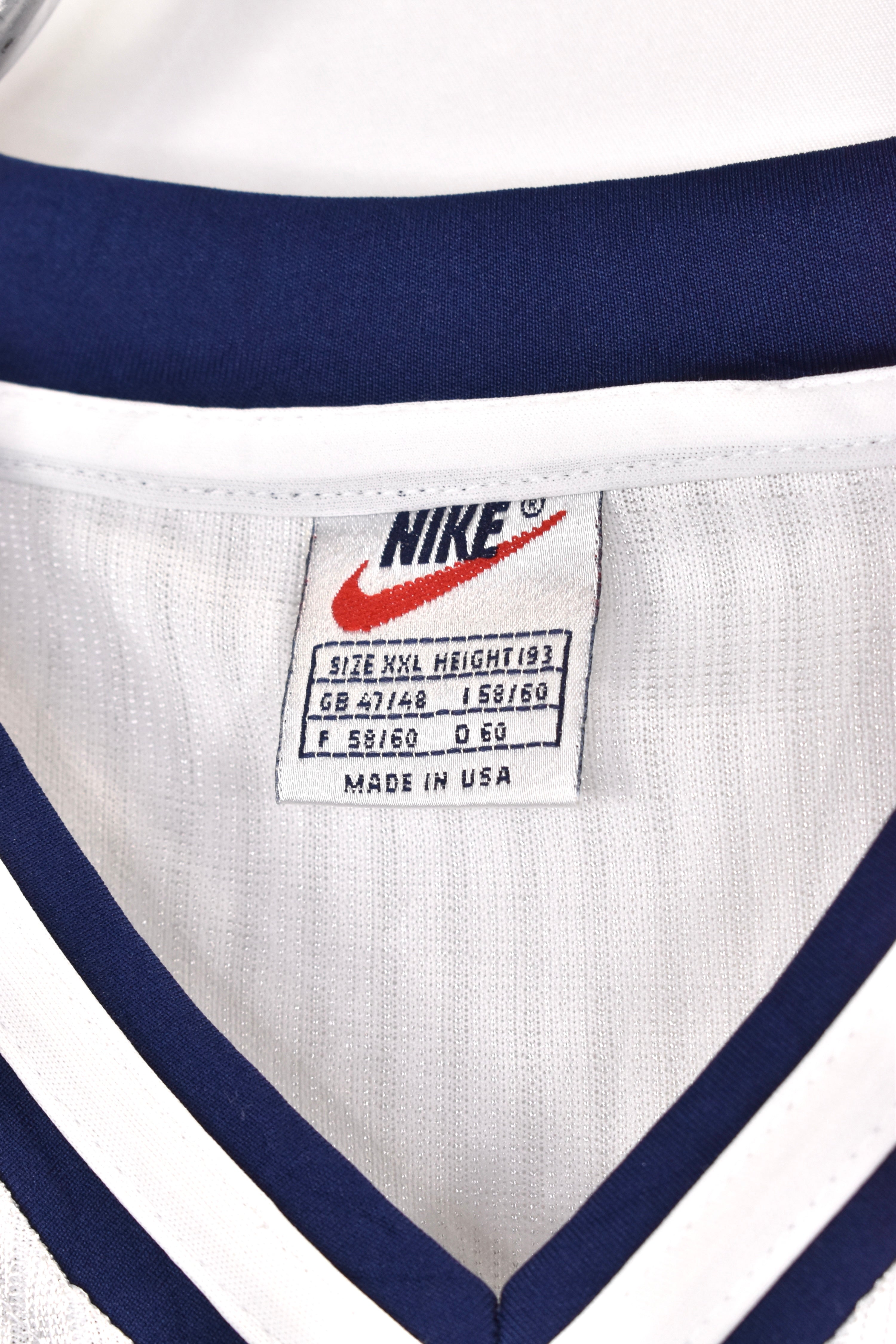 Vintage Nike shirt, white athletic embroidered tee - AU XL NIKE