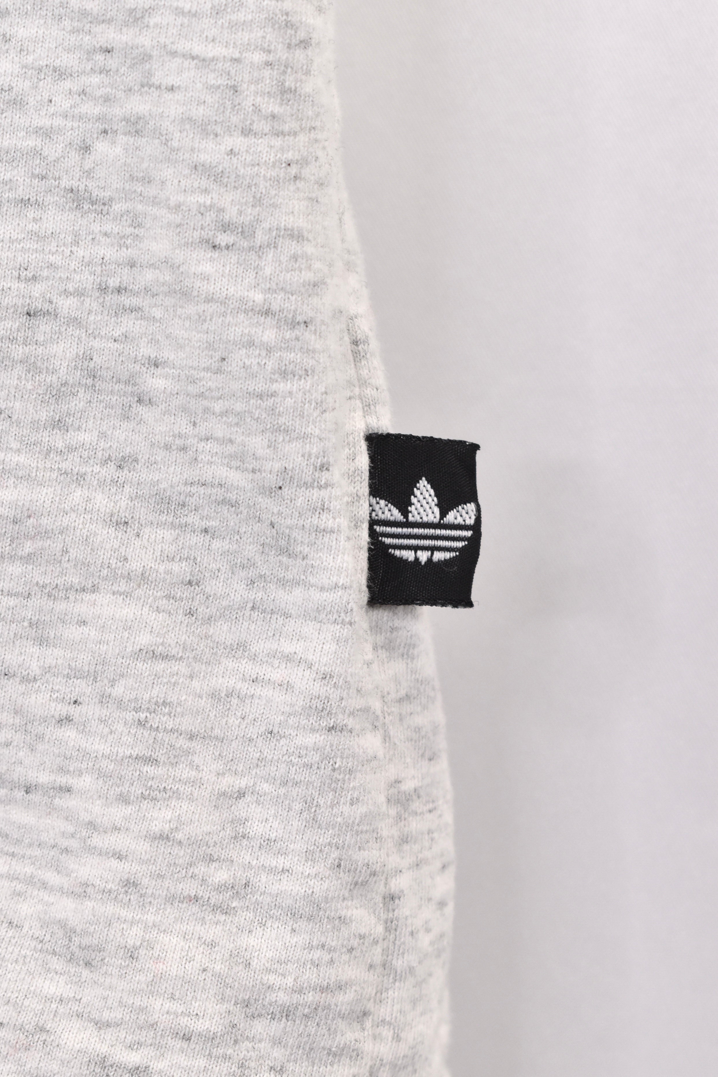 Vintage Adidas shirt, grey embroidered tee - AU XL ADIDAS