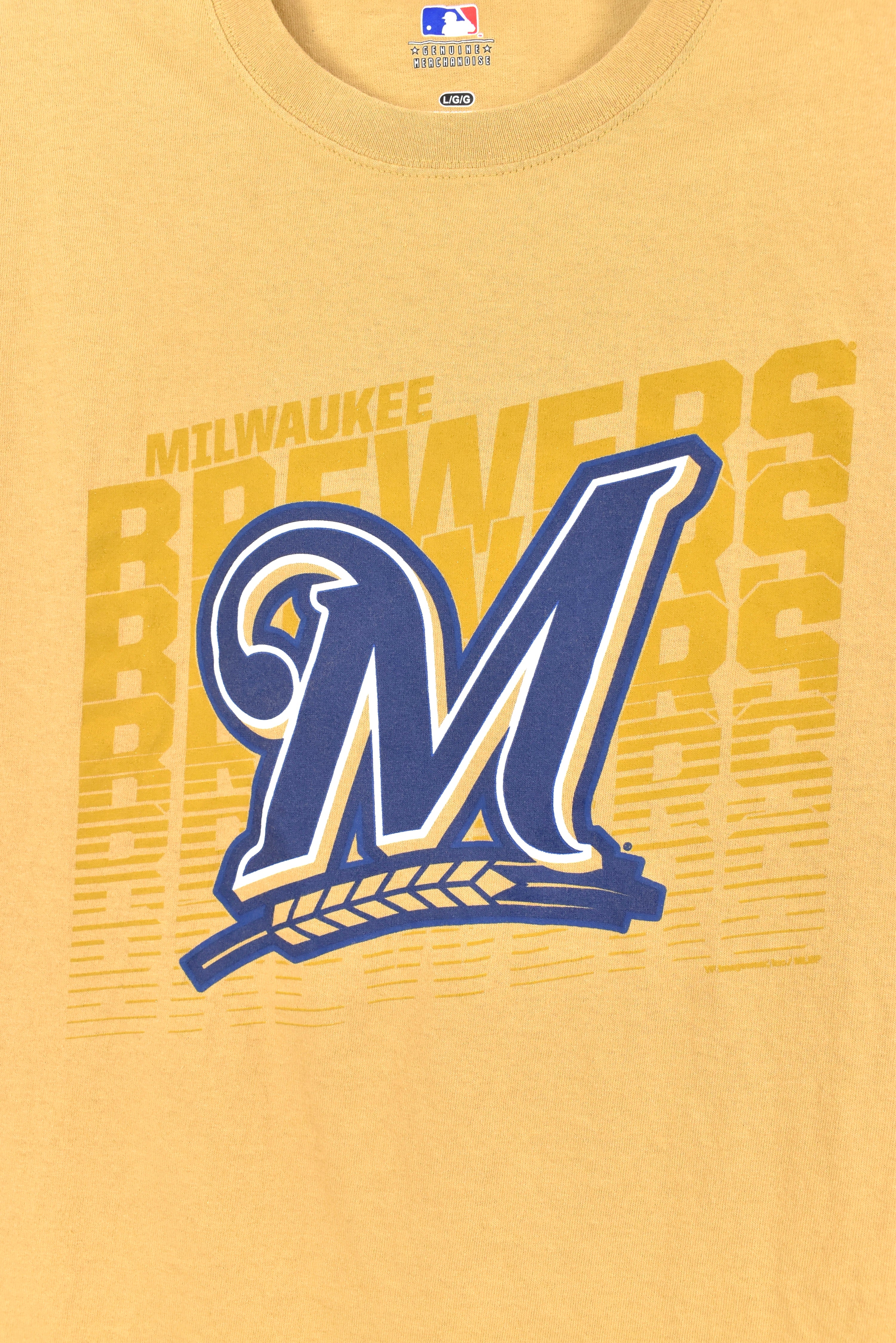 Vintage Milwaukee Brewers shirt, MLB brown graphic tee - AU Large PRO SPORT