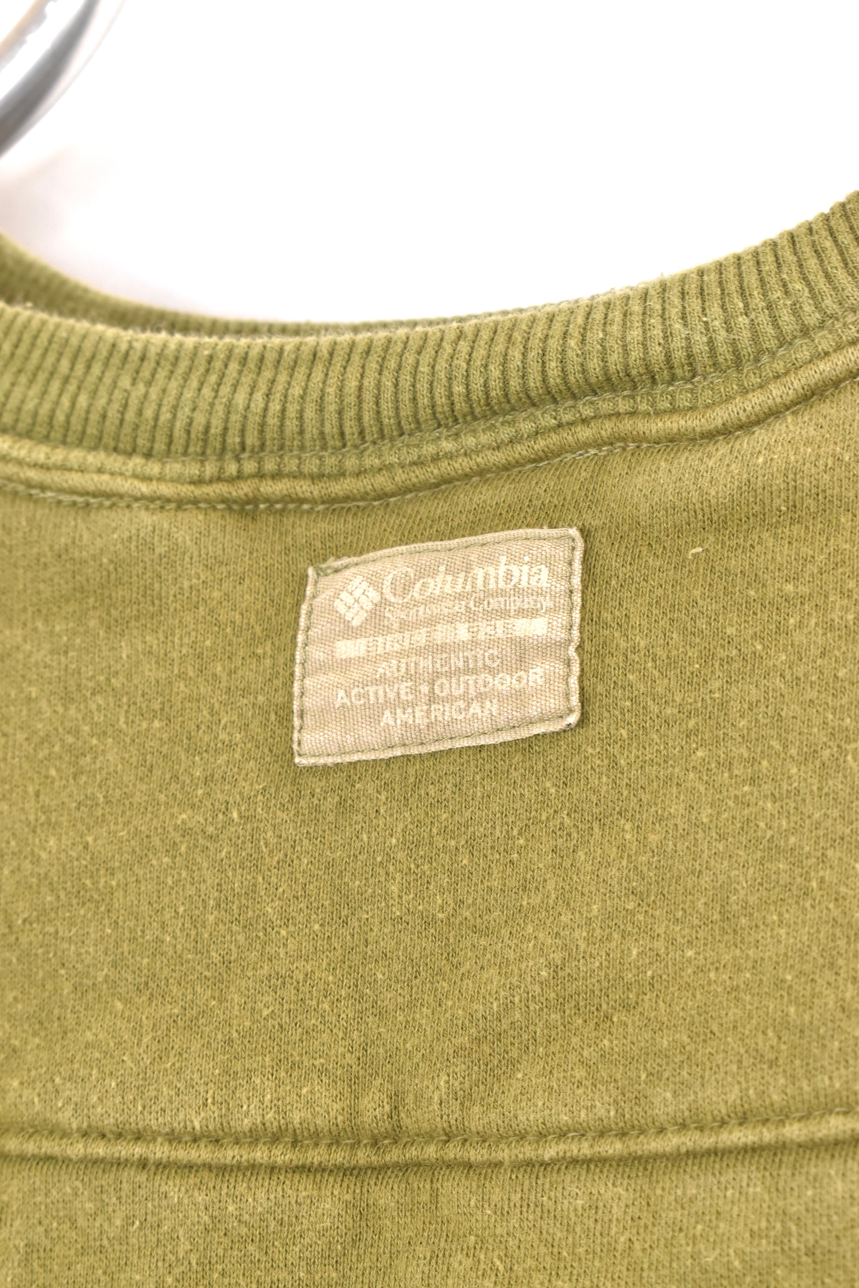 Vintage Columbia sweatshirt, green embroidered crewneck - AU Large COLUMBIA