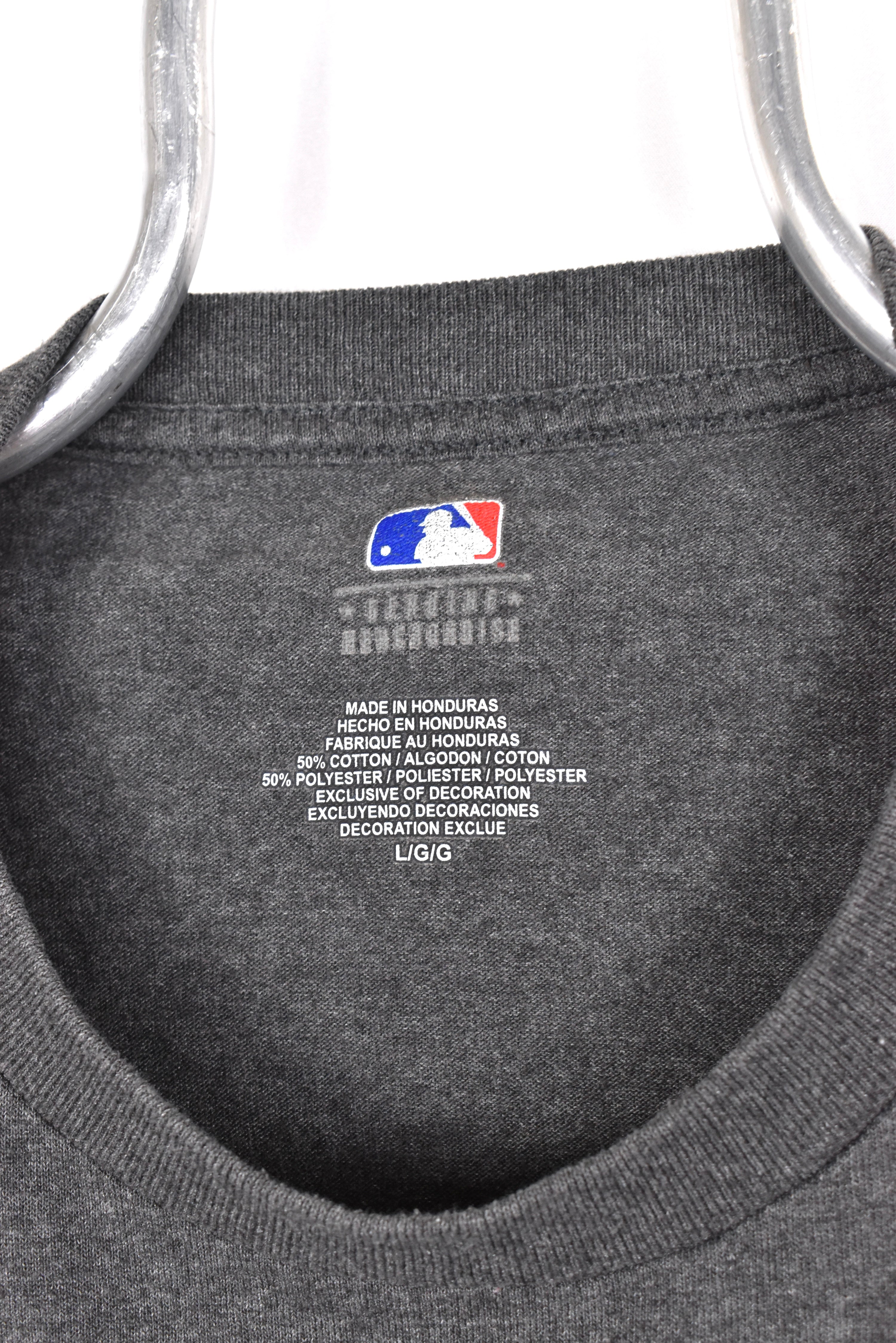 Modern Milwaukee Brewers shirt, MLB grey graphic tee - AU Large PRO SPORT