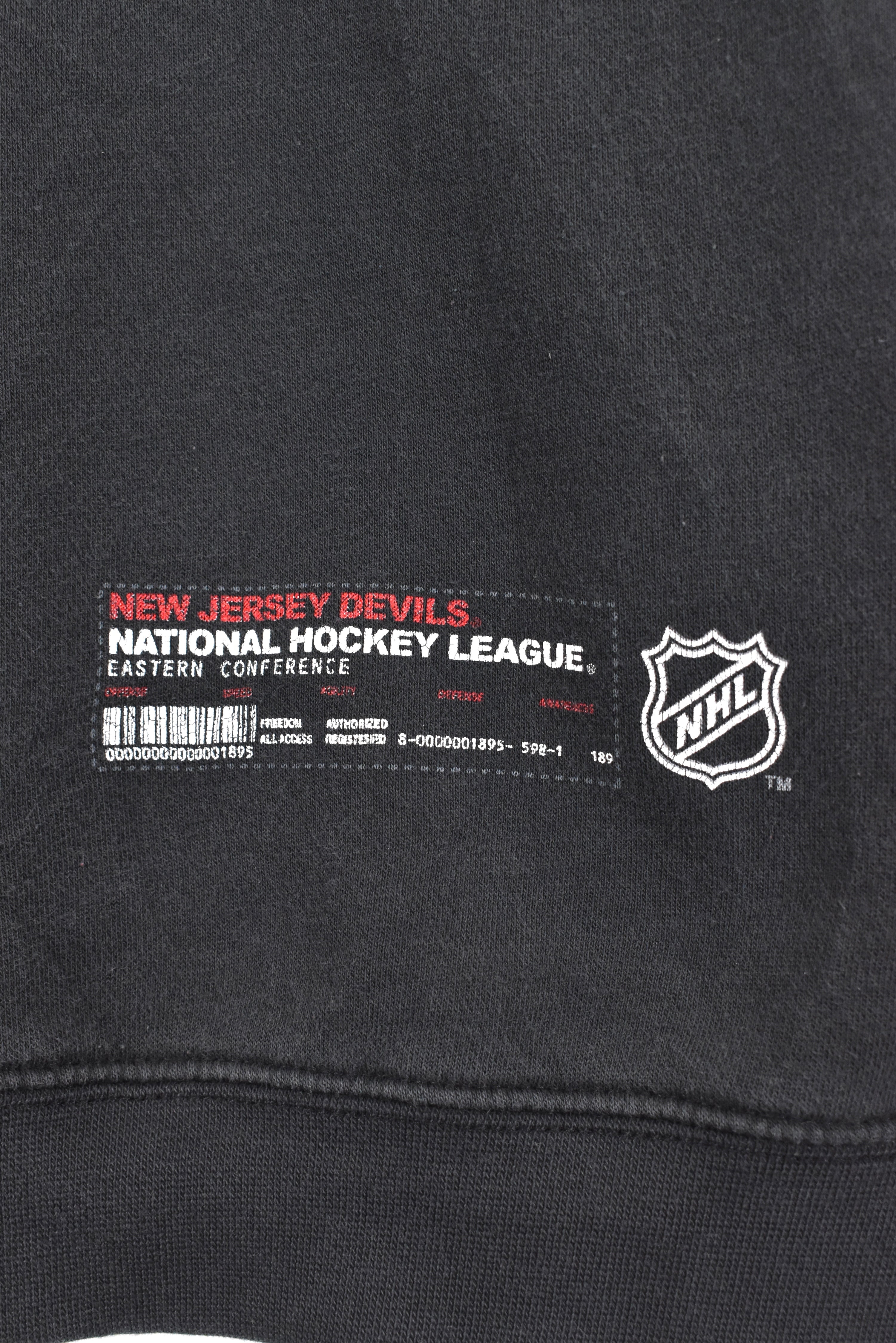 Vintage New Jersey Devils sweatshirt, NHL black graphic crewneck - AU Large PRO SPORT