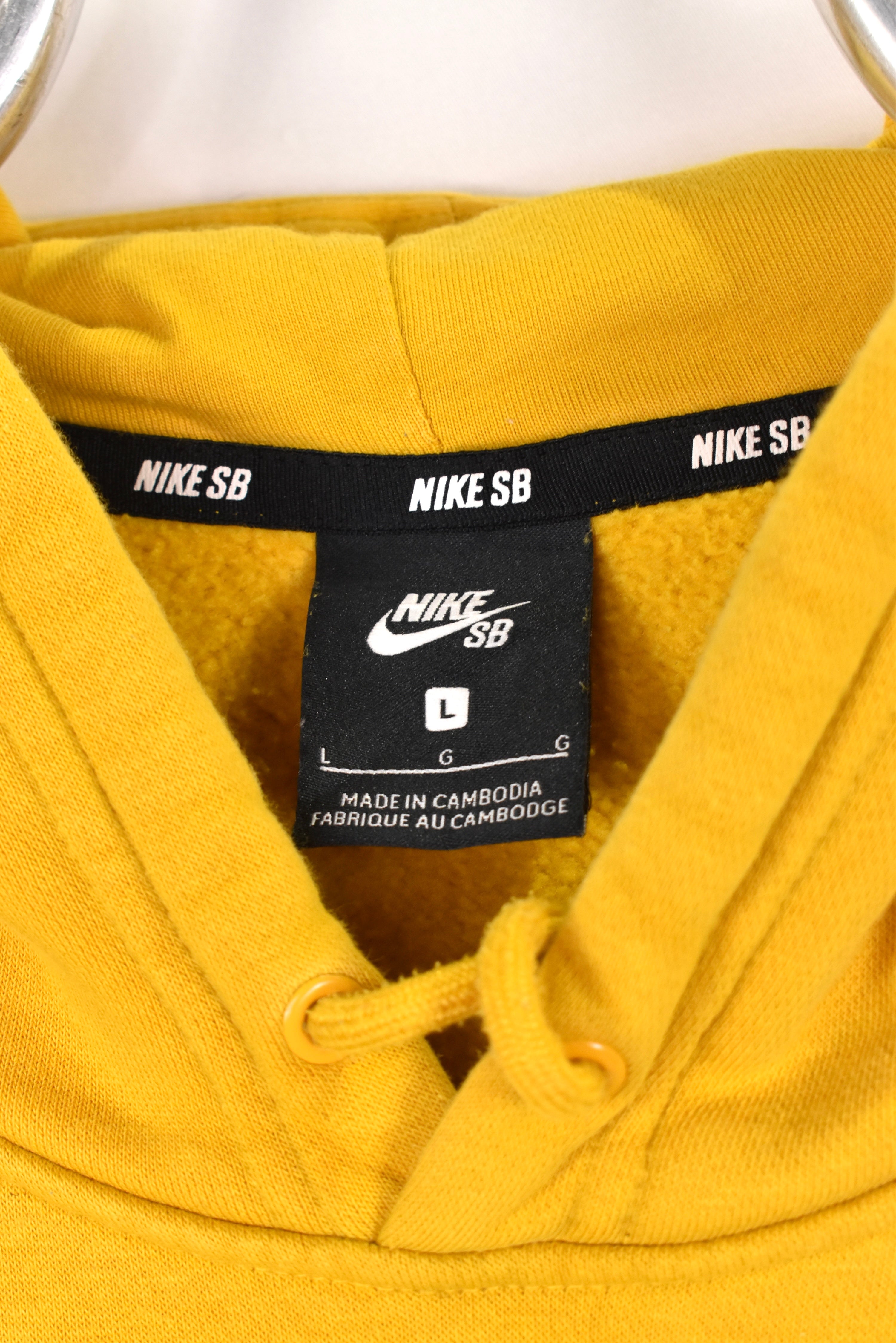 Vintage Nike hoodie, yellow graphic sweatshirt - AU Large NIKE