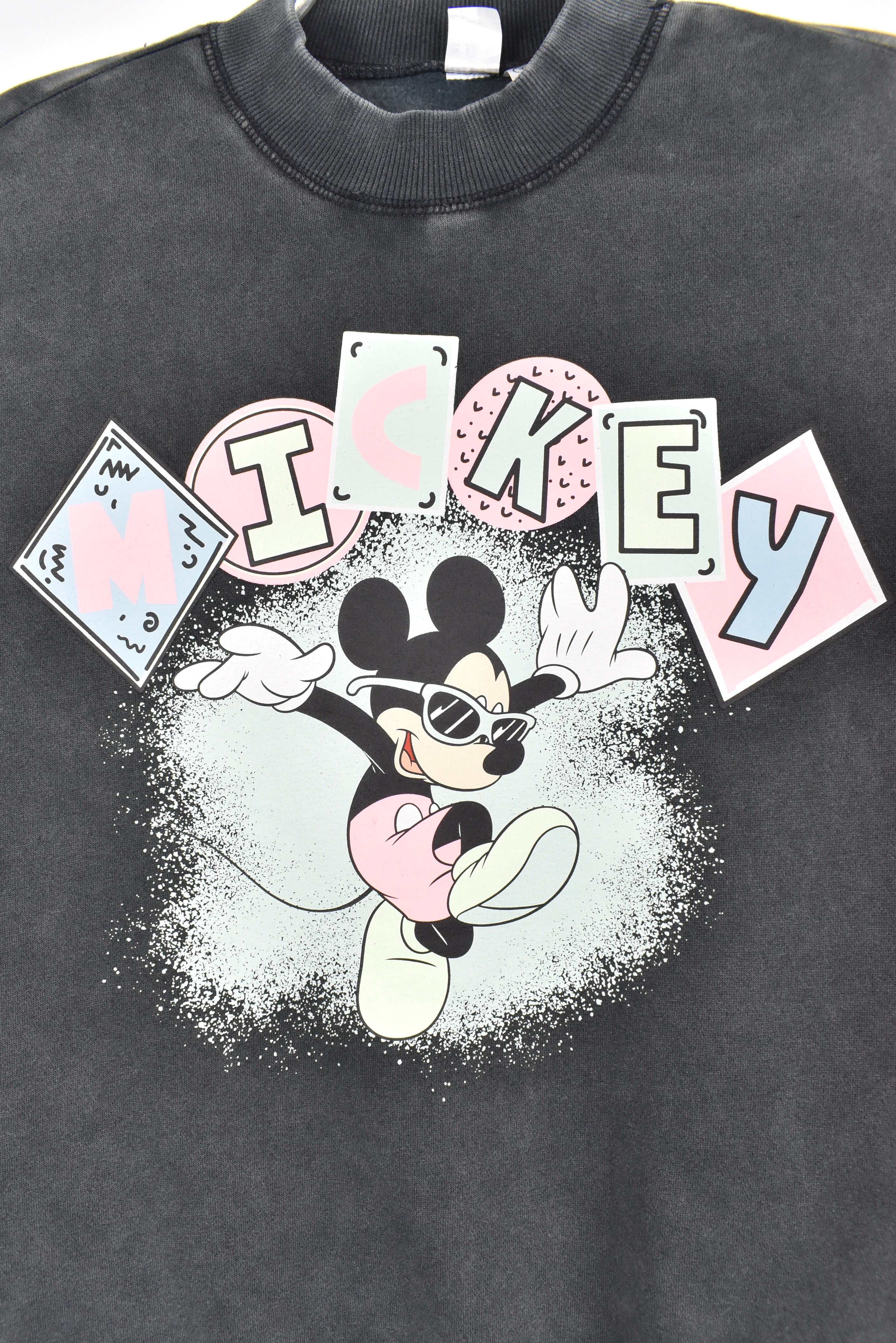 Women's modern Mickey Mouse sweatshirt, black graphic crewneck - AU Medium DISNEY / CARTOON