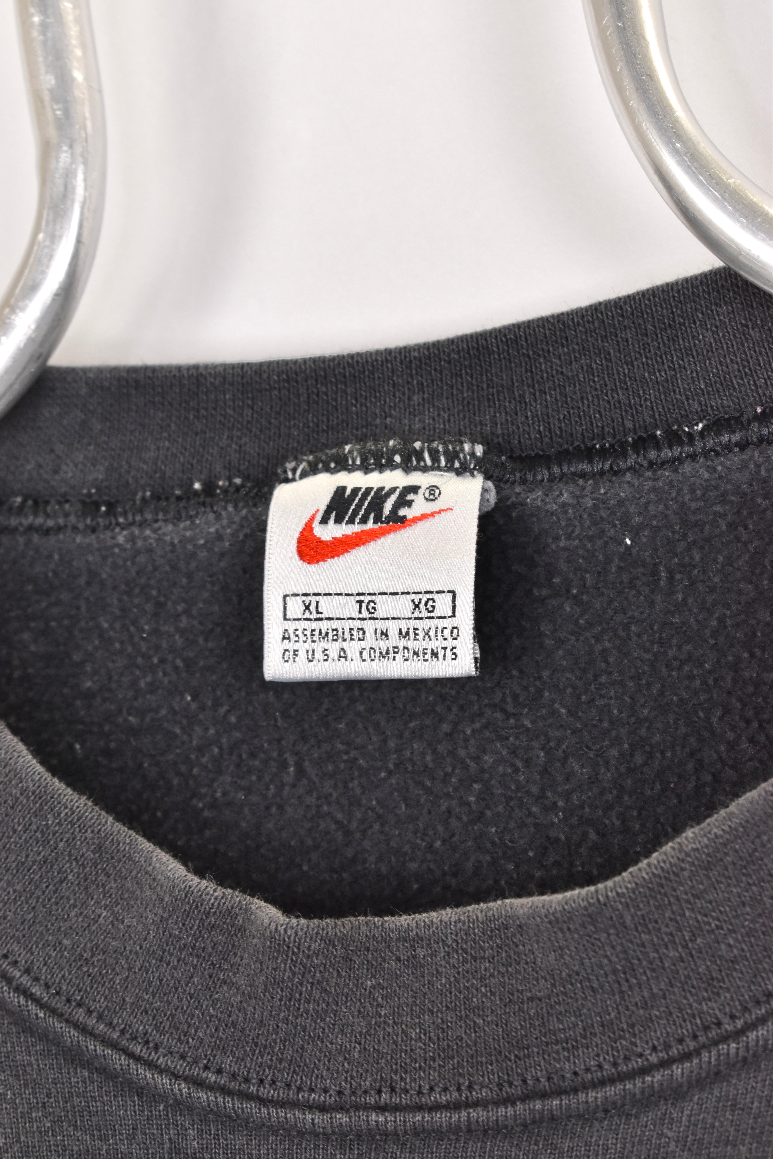 Vintage Nike sweatshirt, black embroidered crewneck - AU XL NIKE