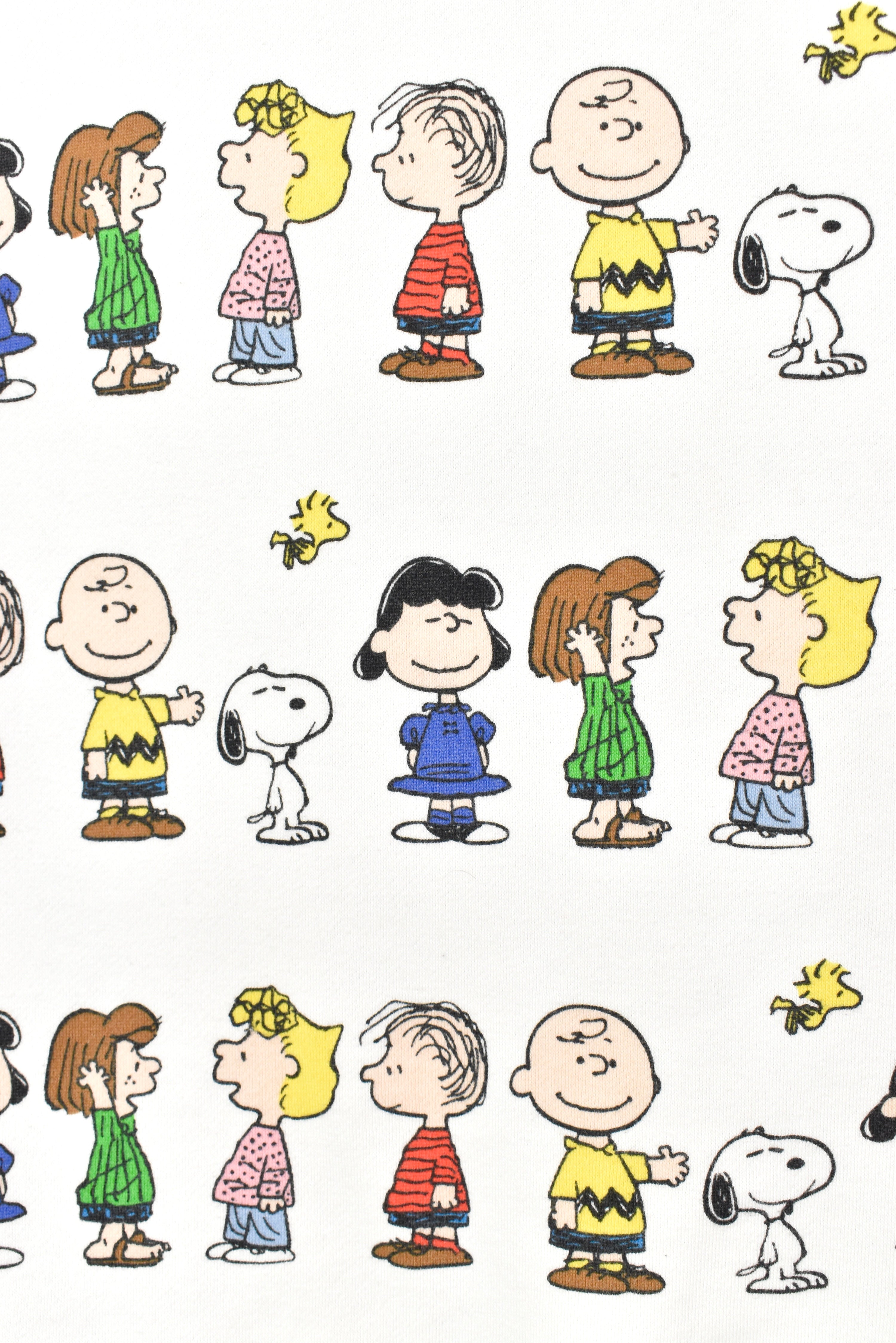 MODERN PEANUTS WHITE SWEATSHIRT | SMALL DISNEY / CARTOON