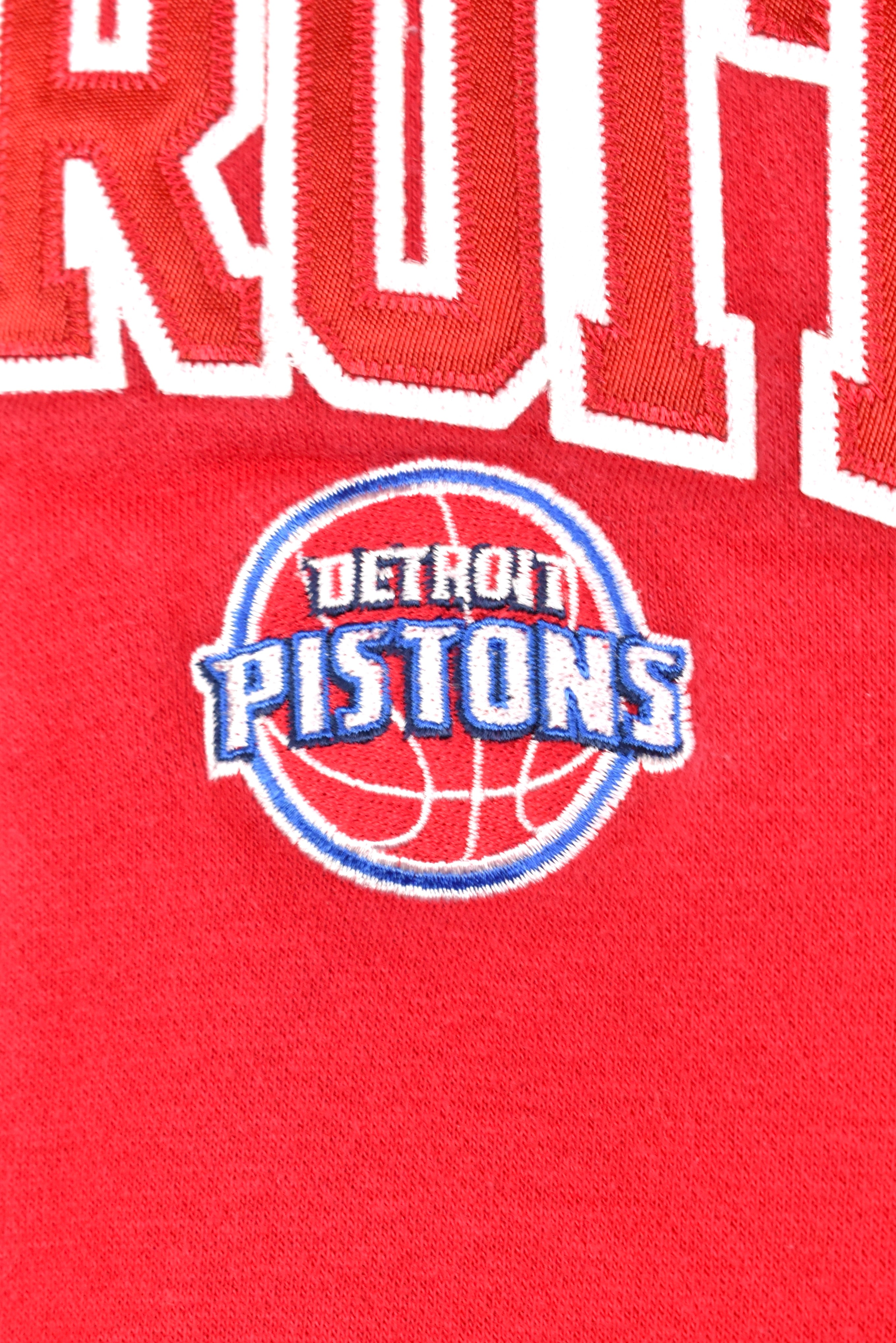 Modern women's Detroit Pistons hoodie, NBA embroidered sweatshirt - XL, red PRO SPORT