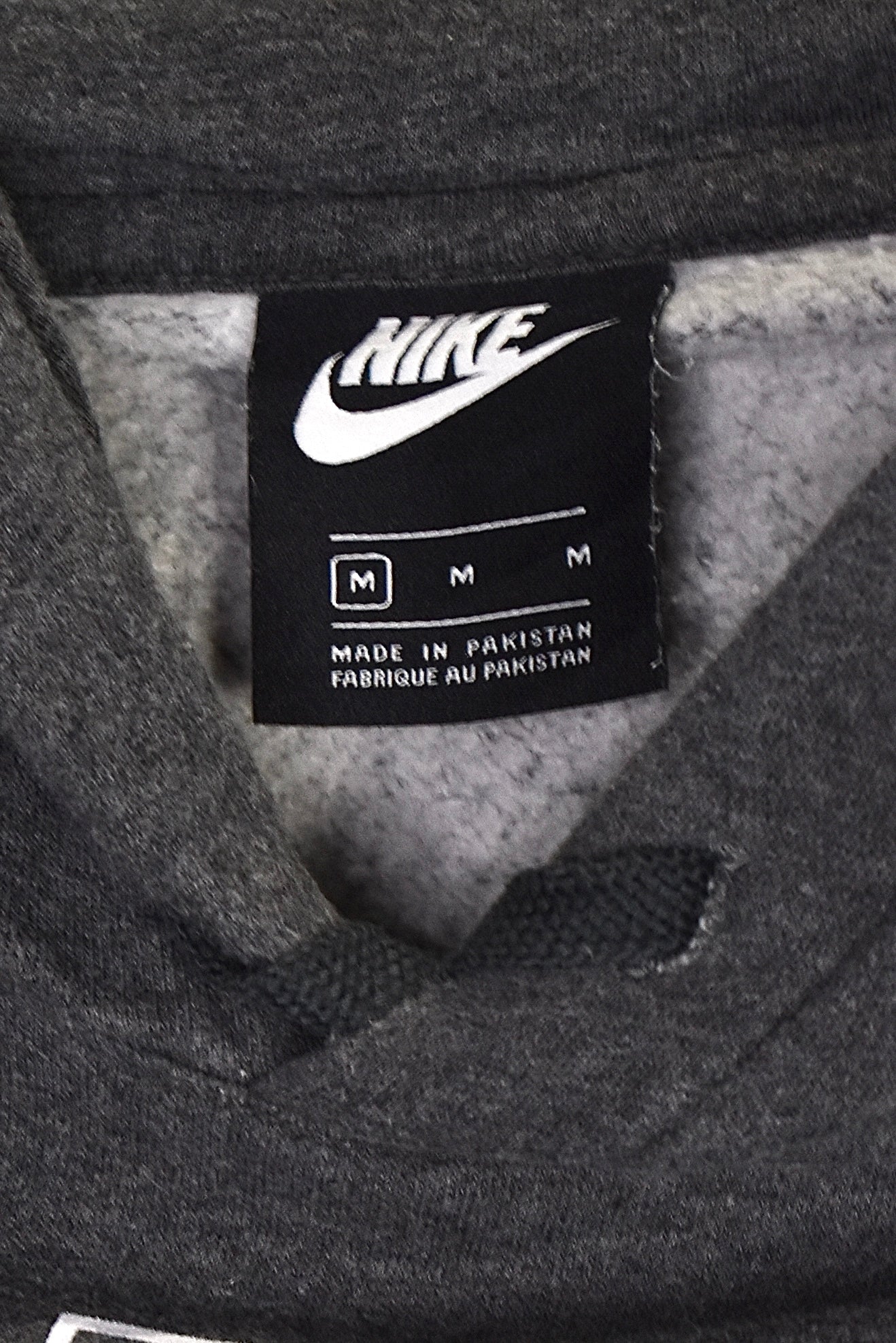 Modern Nike hoodie (L), grey graphic sweatshirt