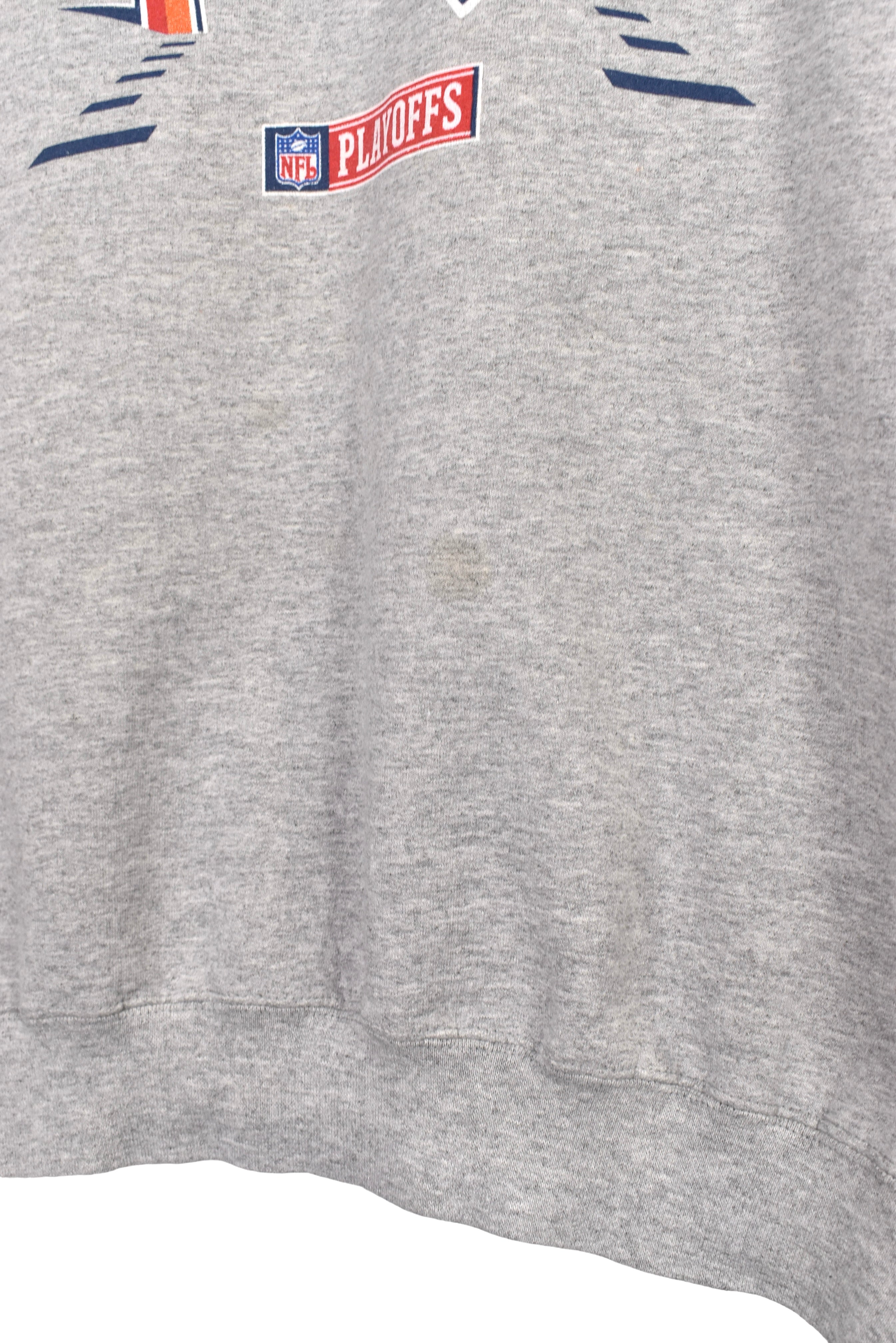 Vintage New England Patriots sweatshirt (2XL), grey NFL graphic crewneck