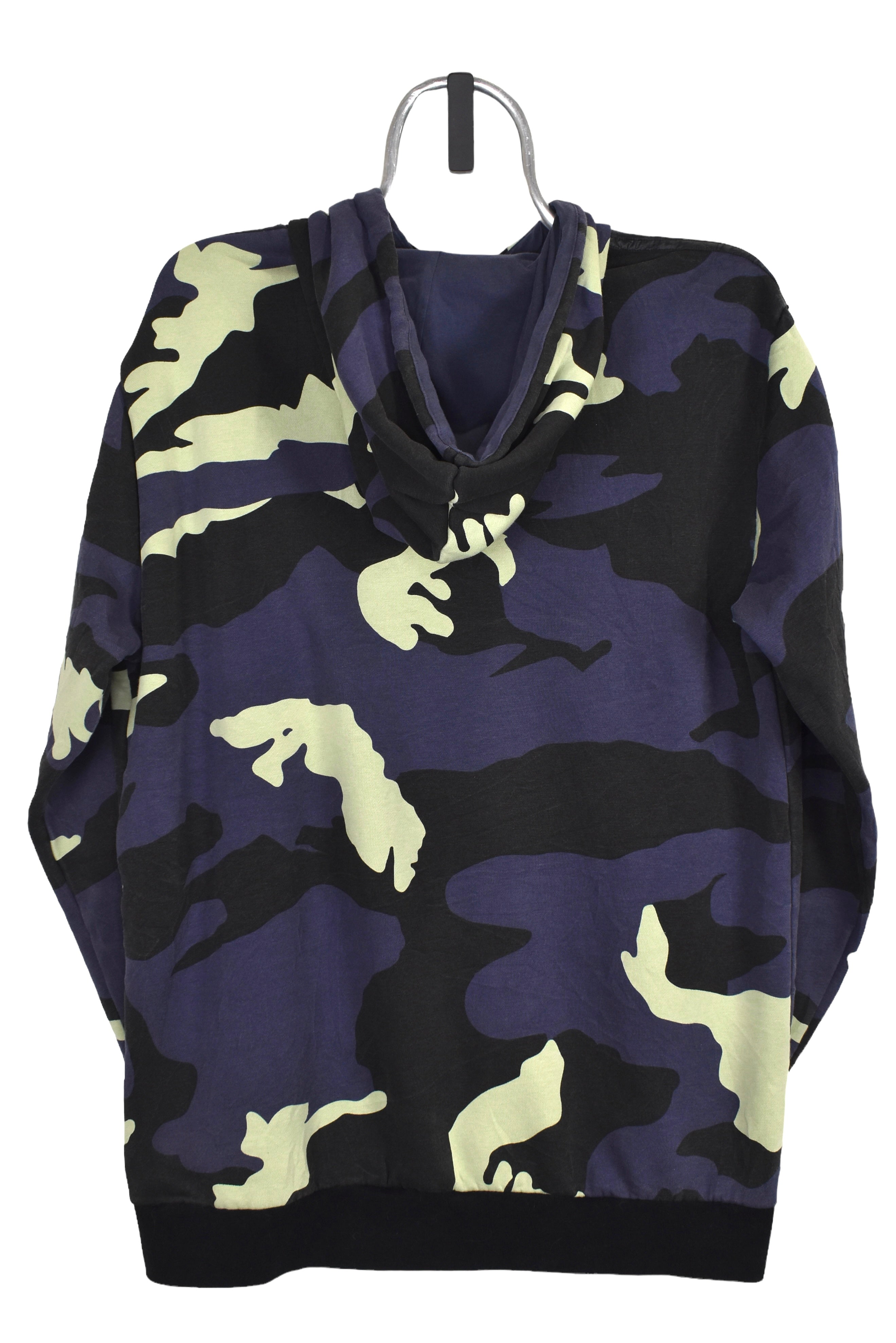 Modern adidas hoodie (L), navy camo graphic sweatshirt