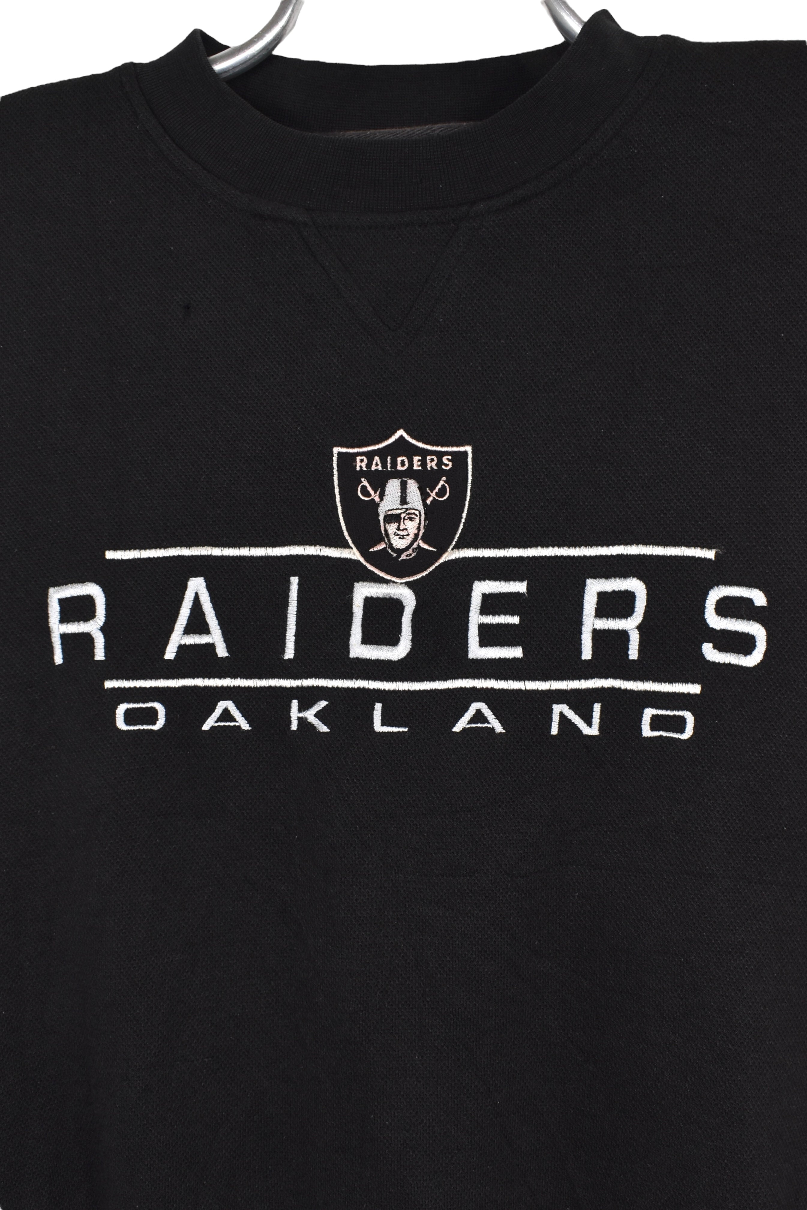 Vintage Oakland Raiders sweatshirt (M), black NFL embroidered crewneck