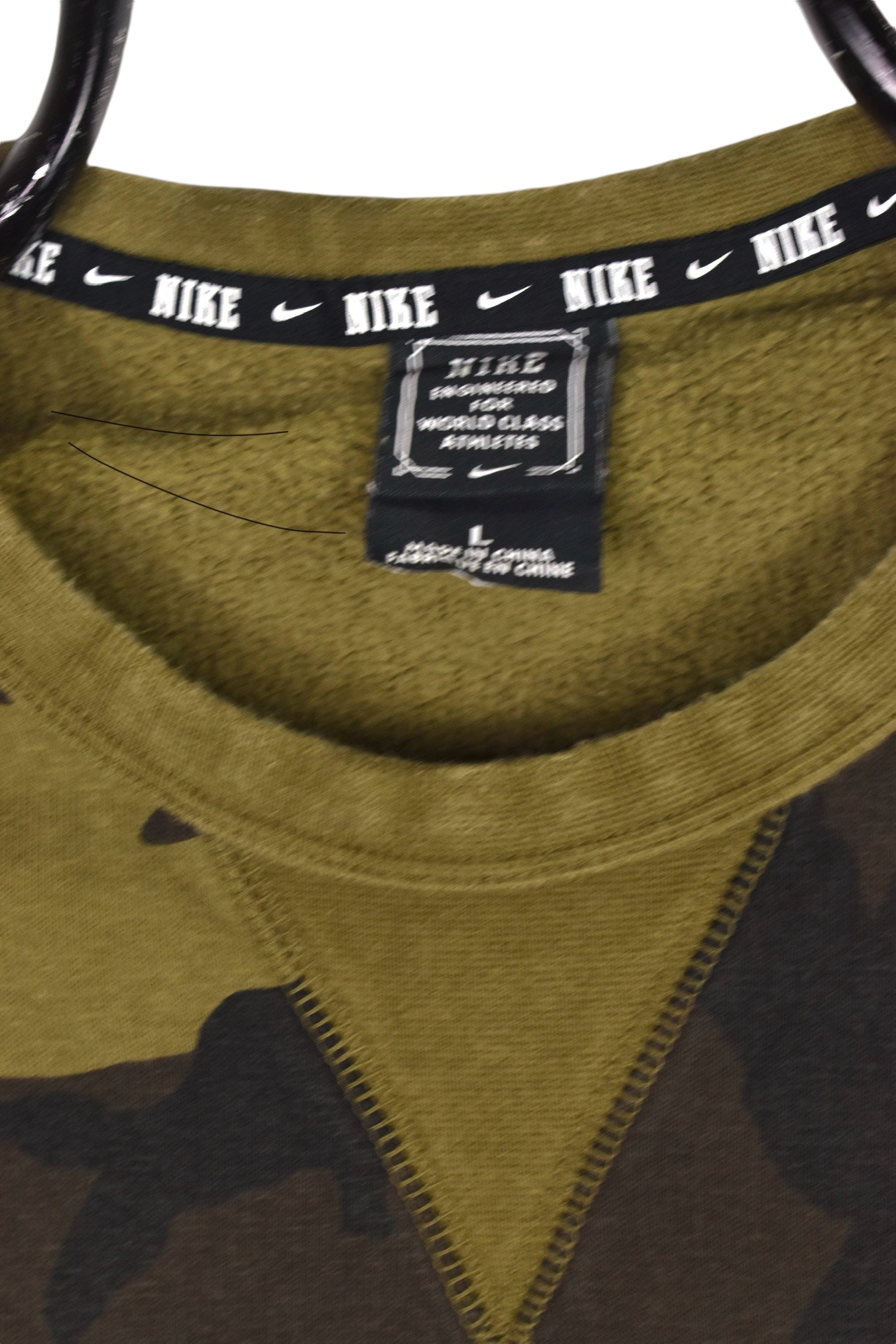 Modern Nike sweatshirt (L), green camo crewneck