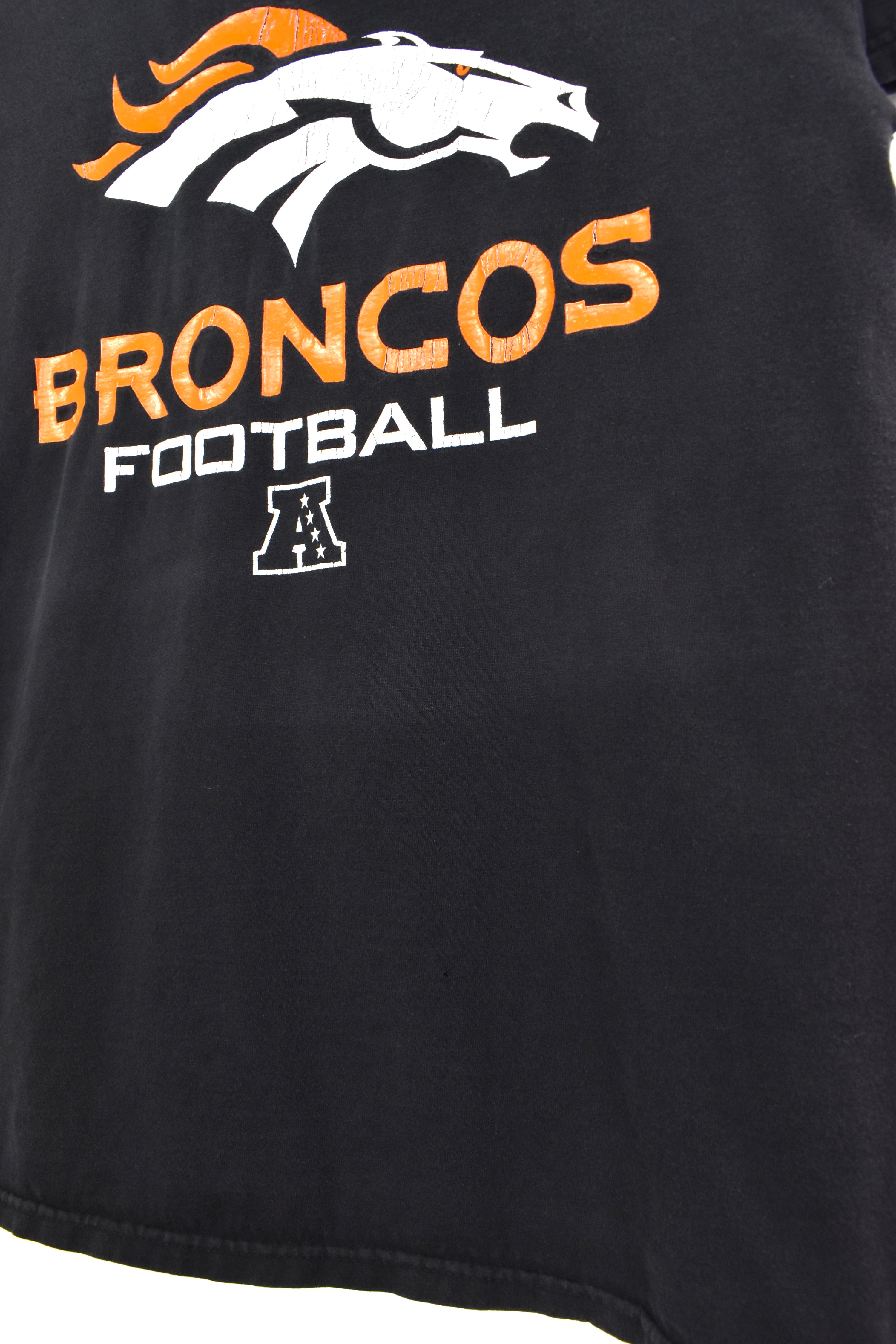 Vintage Denver Broncos shirt, NFL black graphic tee - small PRO SPORT