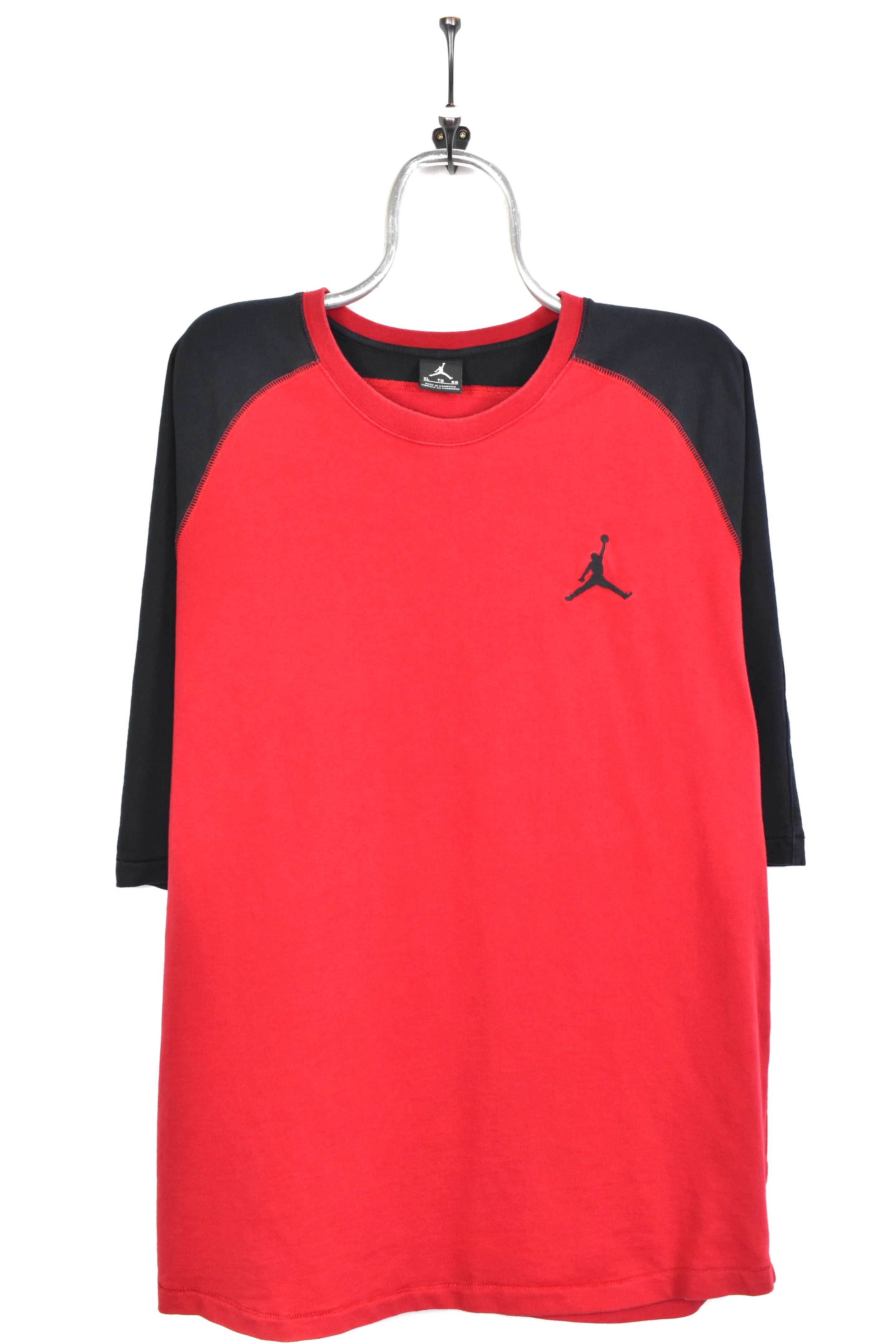 Vintage Nike shirt, Air Jordan embroidered half sleeve tee - XL, red NIKE
