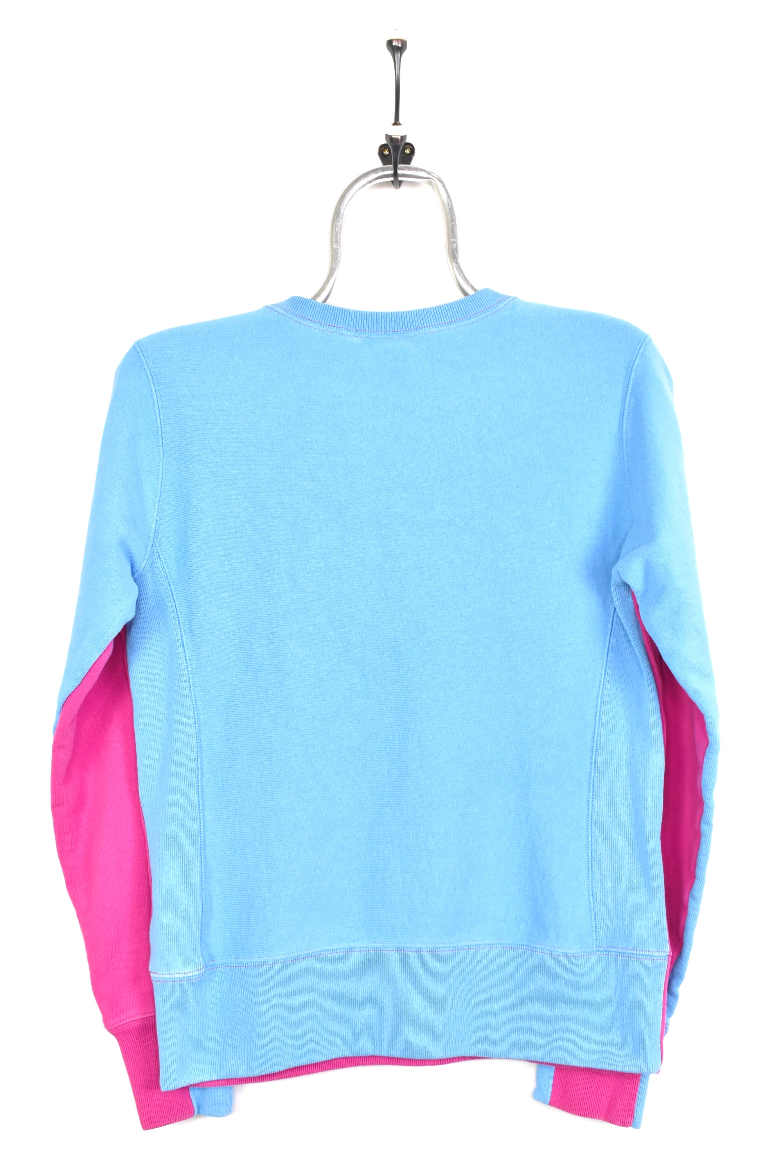 Vintage Women's Champion embroidered pink sweatshirt | Medium CHAMPION