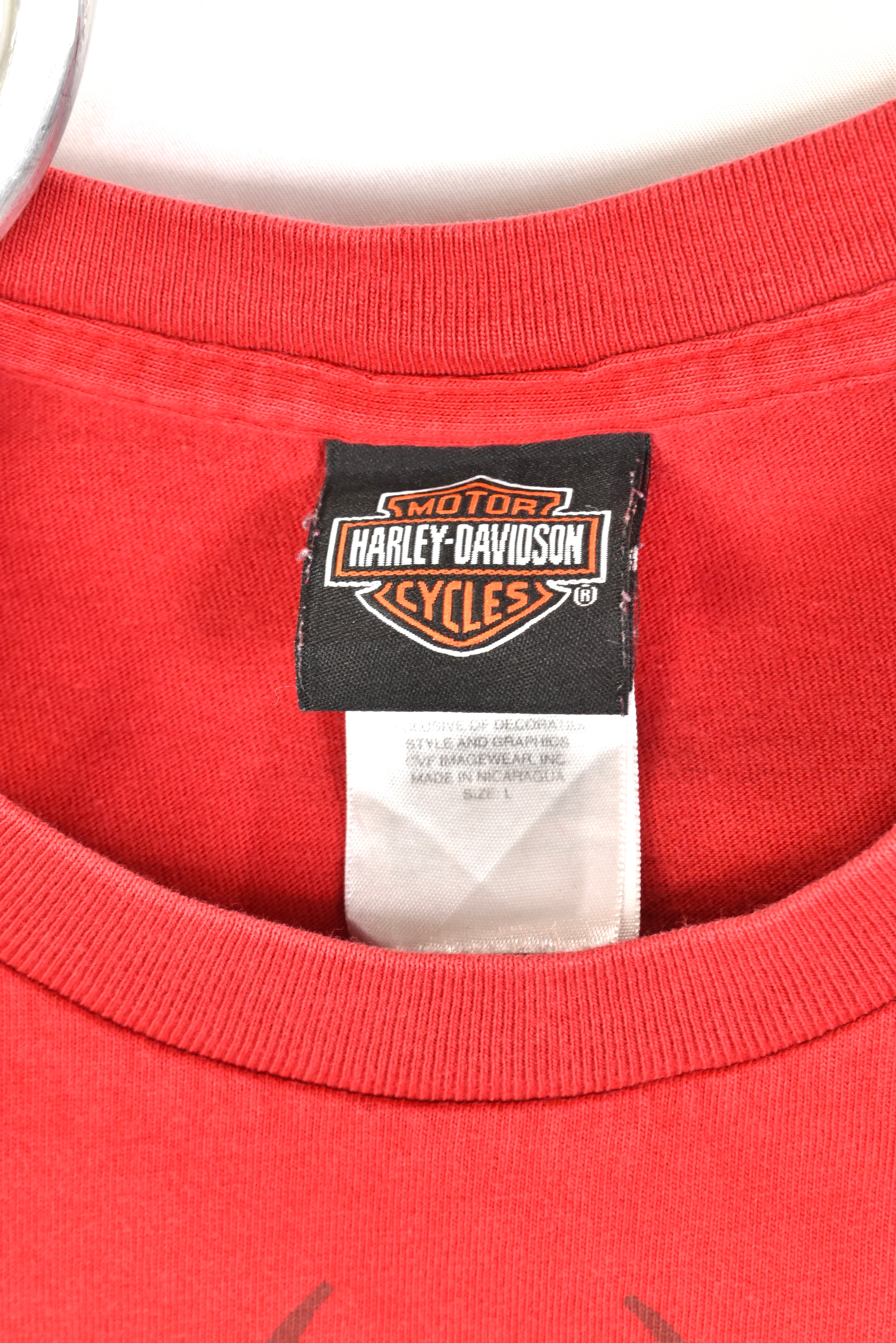 Modern Harley Davidson shirt, 2010 short sleeve graphic tee - medium, red HARLEY DAVIDSON
