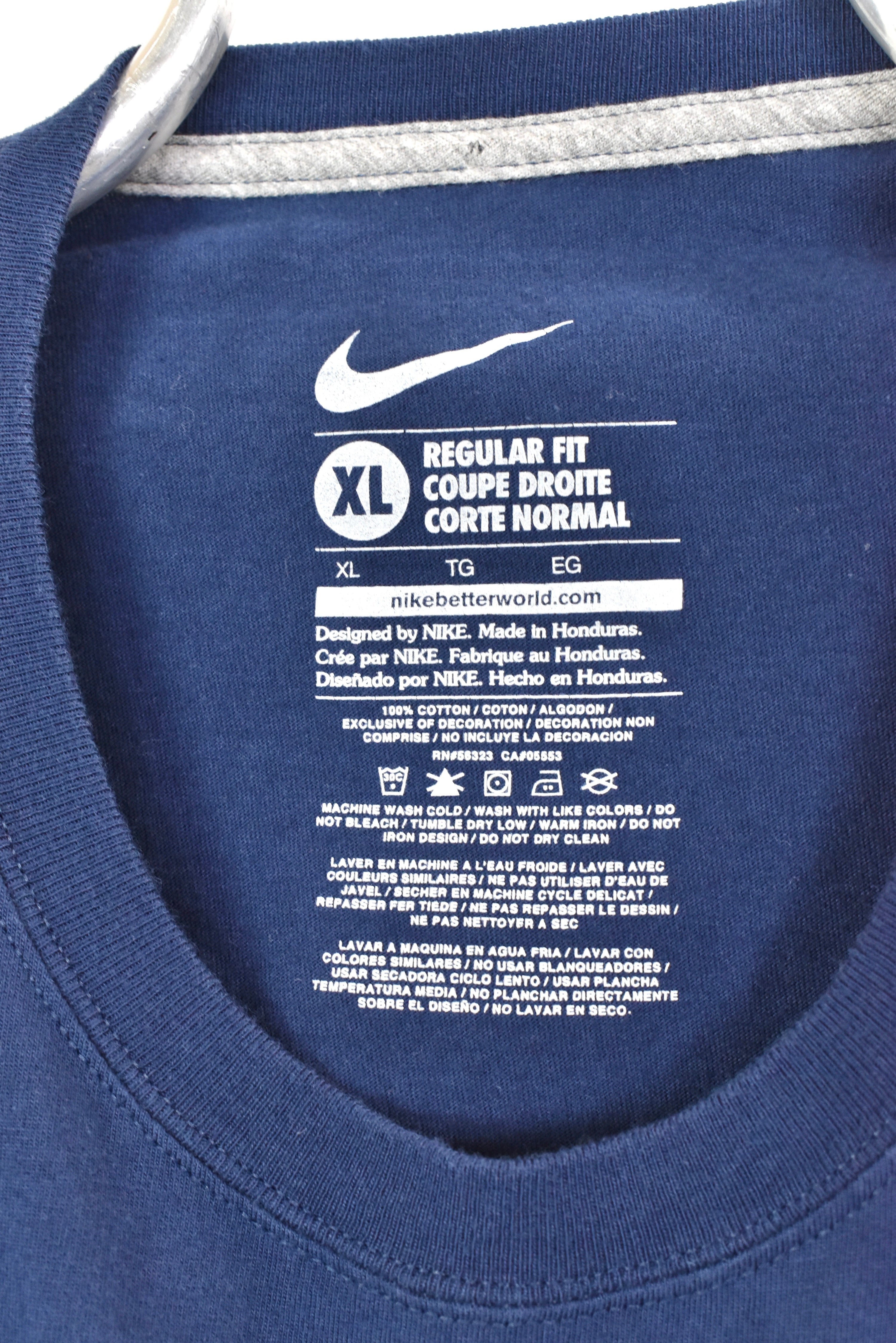 Modern Nike shirt , short sleeve navy blue graphic tee - AU L NIKE
