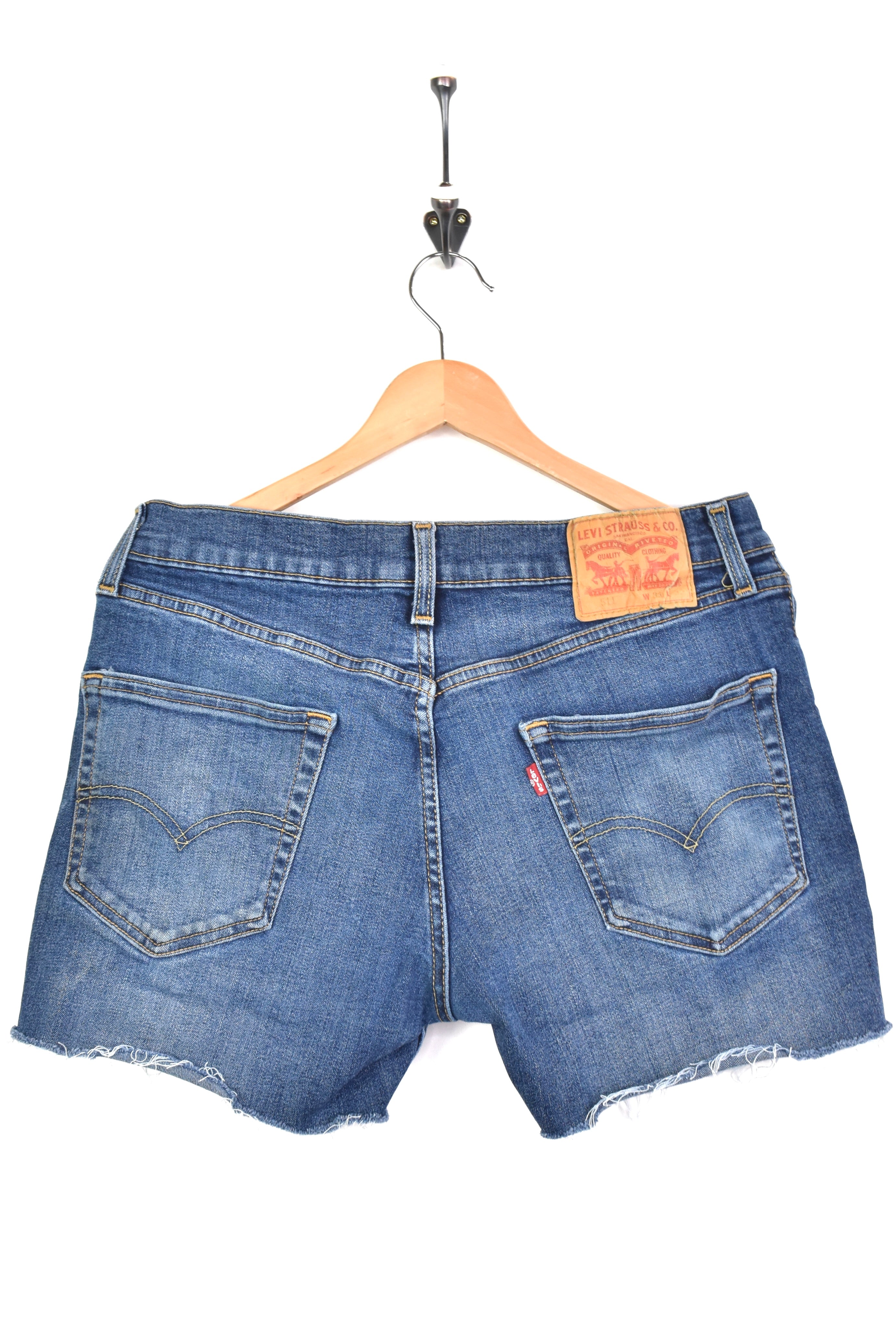 Women's modern Levi's shorts, rework denim jeans - blue, W31" LEVIS
