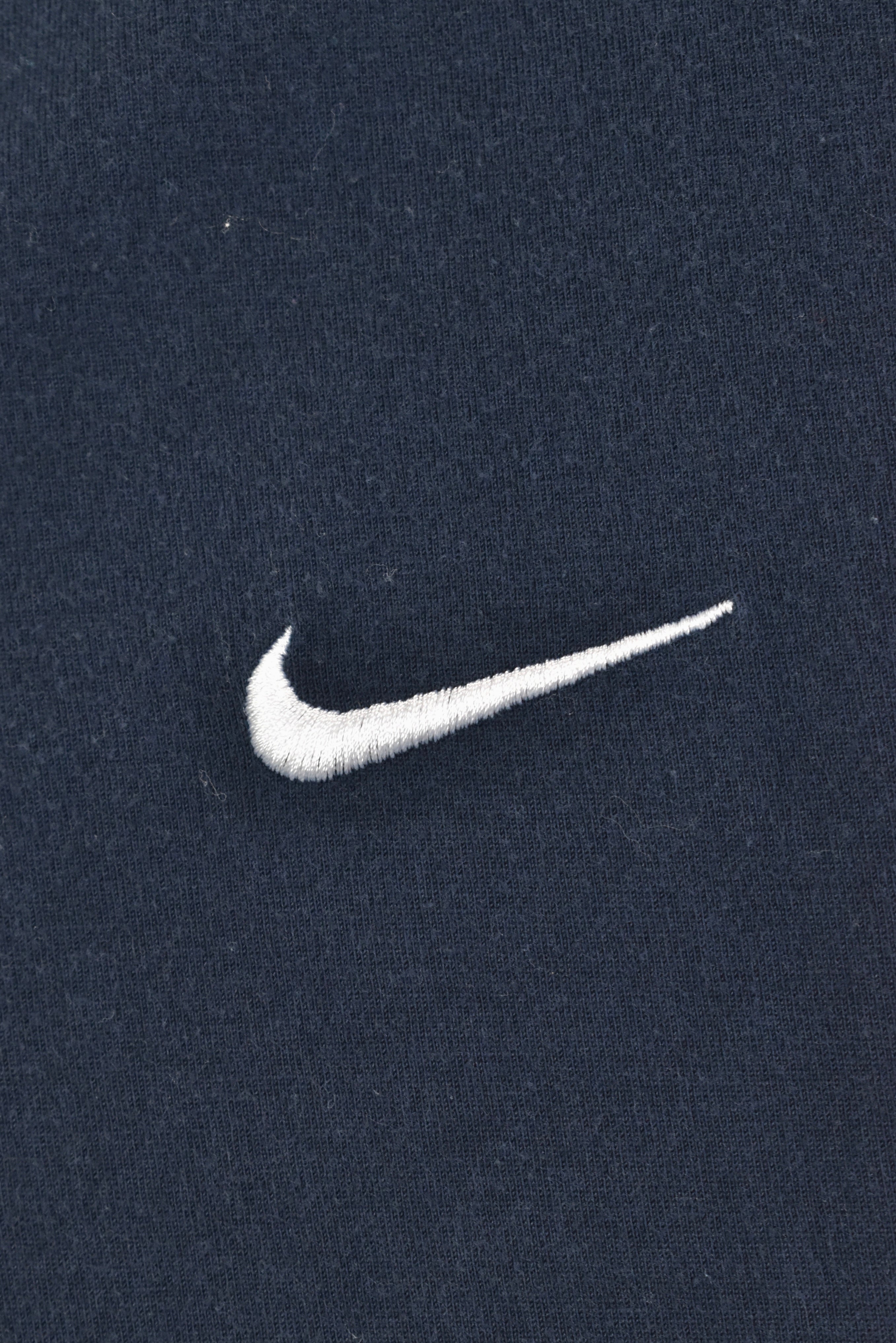 Modern Nike embroidered navy t-shirt | Large NIKE