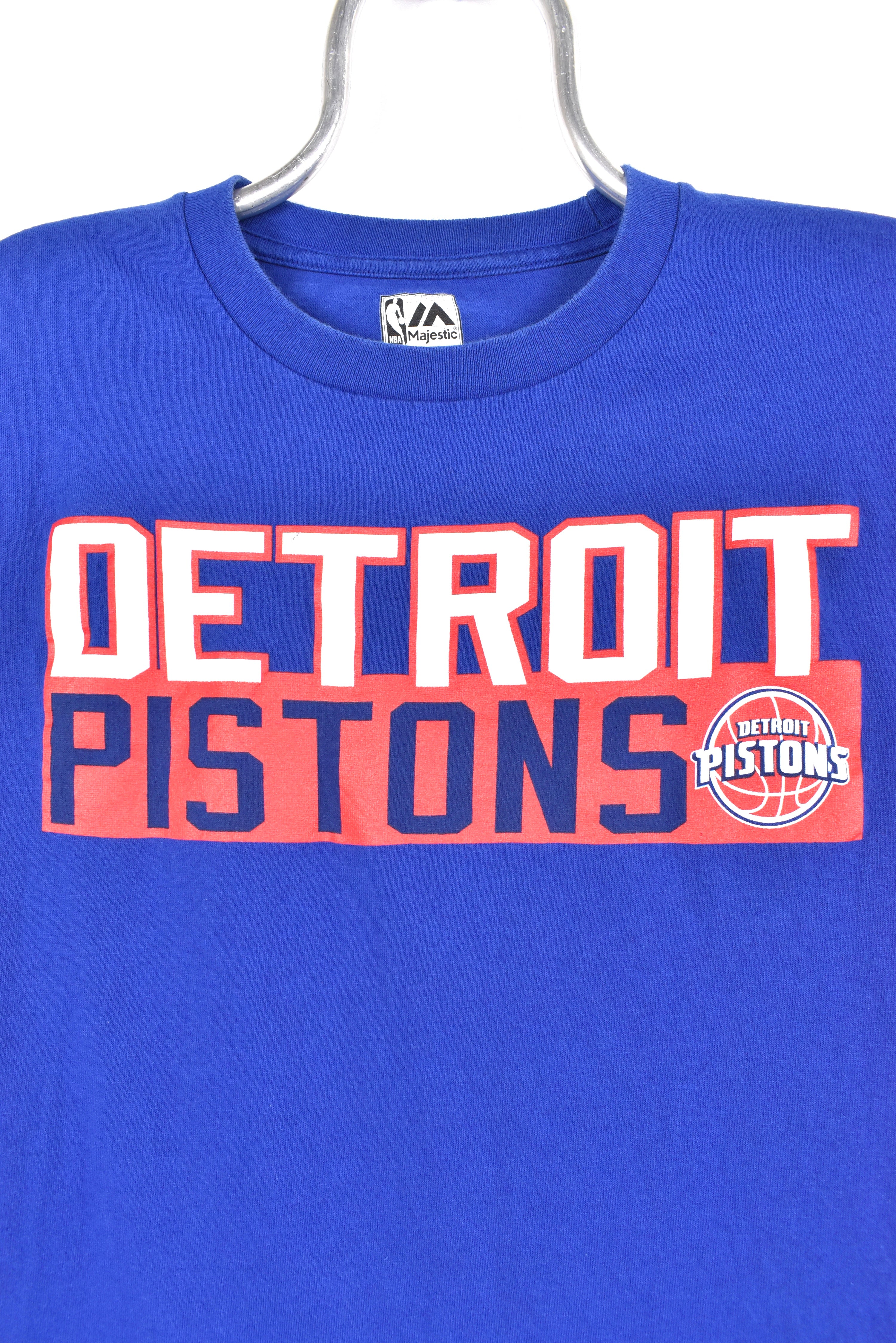 Modern Detroit Pistons shirt, NBA blue graphic tee - AU Large PRO SPORT