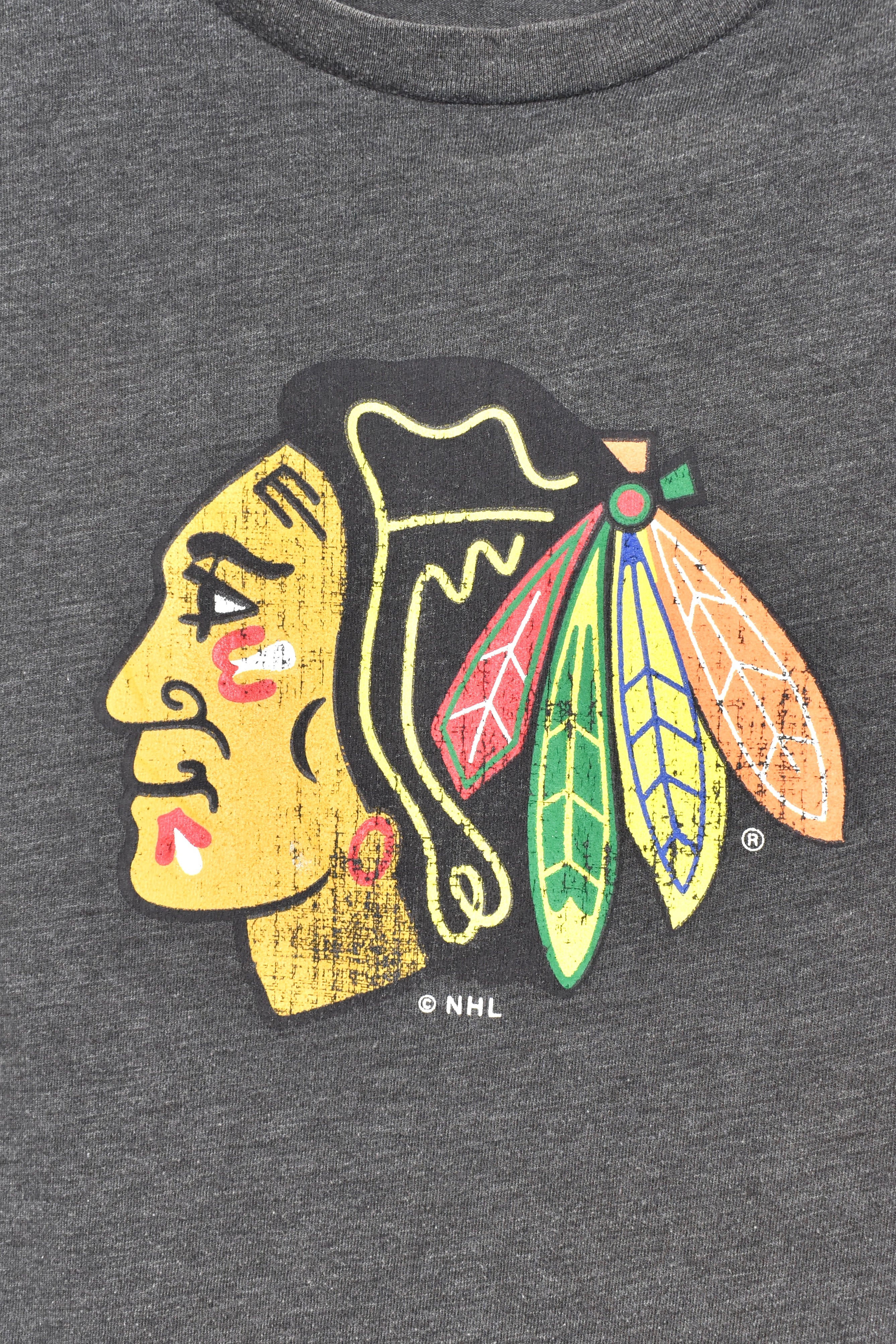 Modern Chicago Blackhawks shirt, NHL grey graphic tee - AU Large PRO SPORT