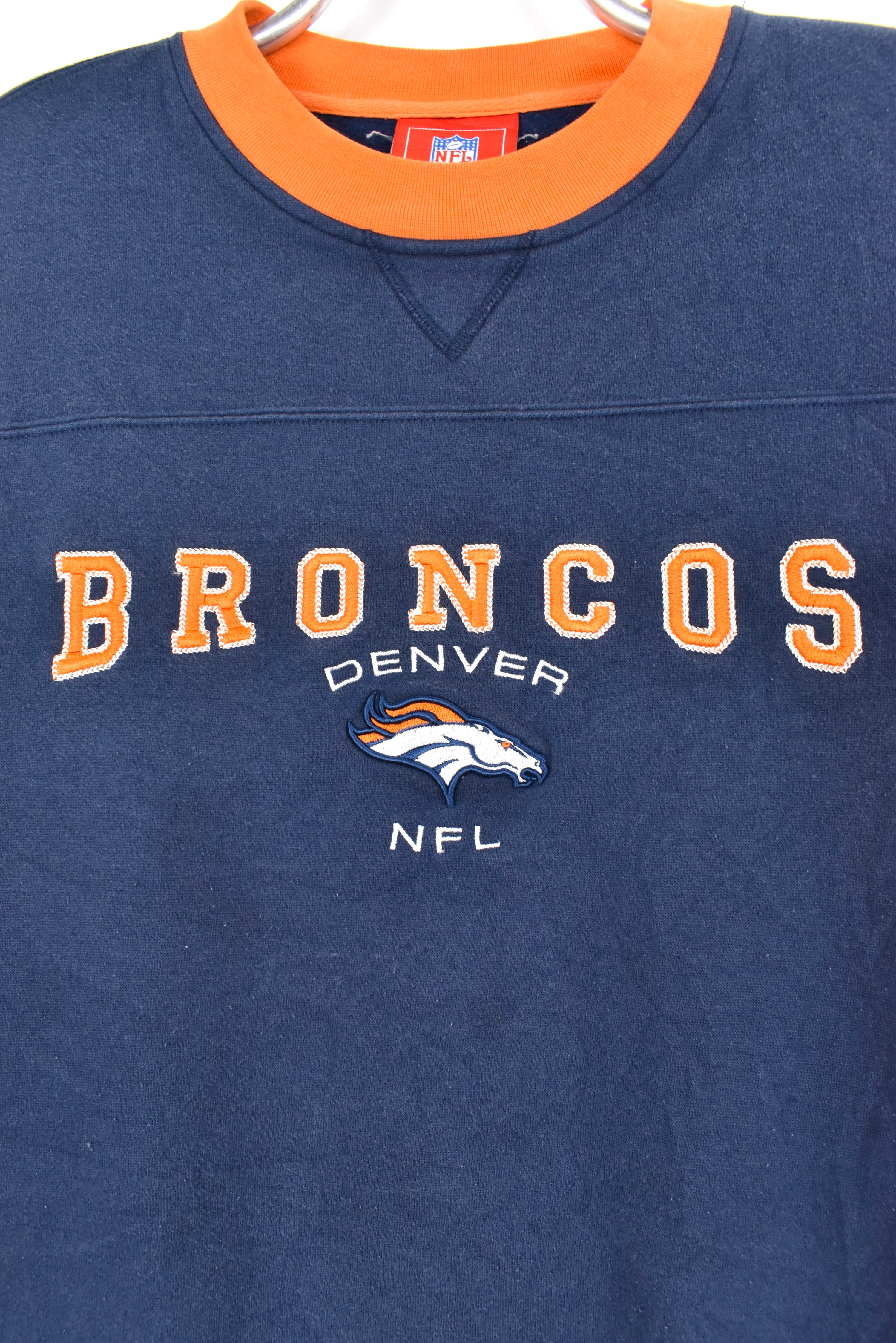 Vintage Denver Broncos sweatshirt, NFL blue embroidered crewneck - AU L PRO SPORT
