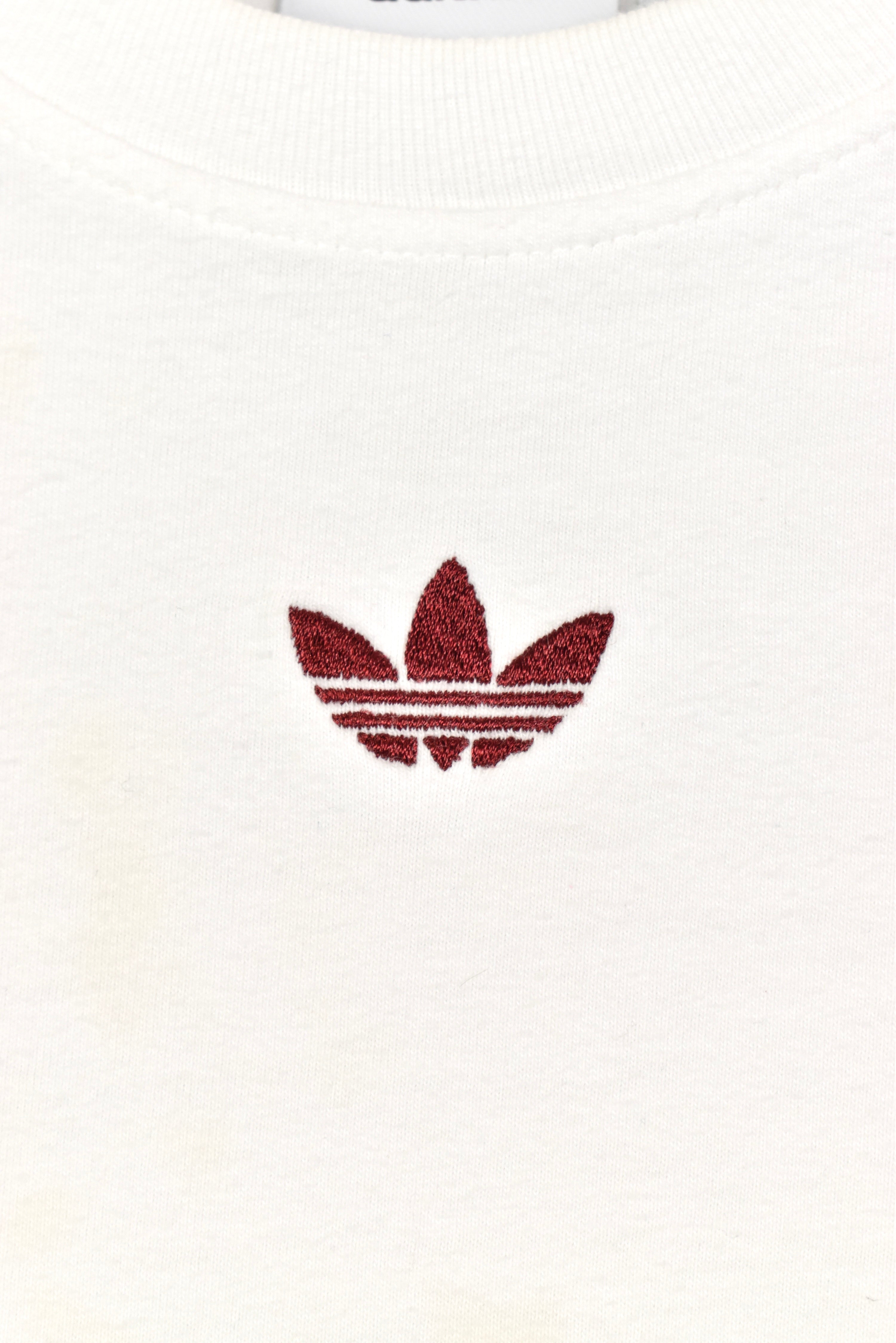 Vintage Adidas embroidered white t-shirt | Medium ADIDAS