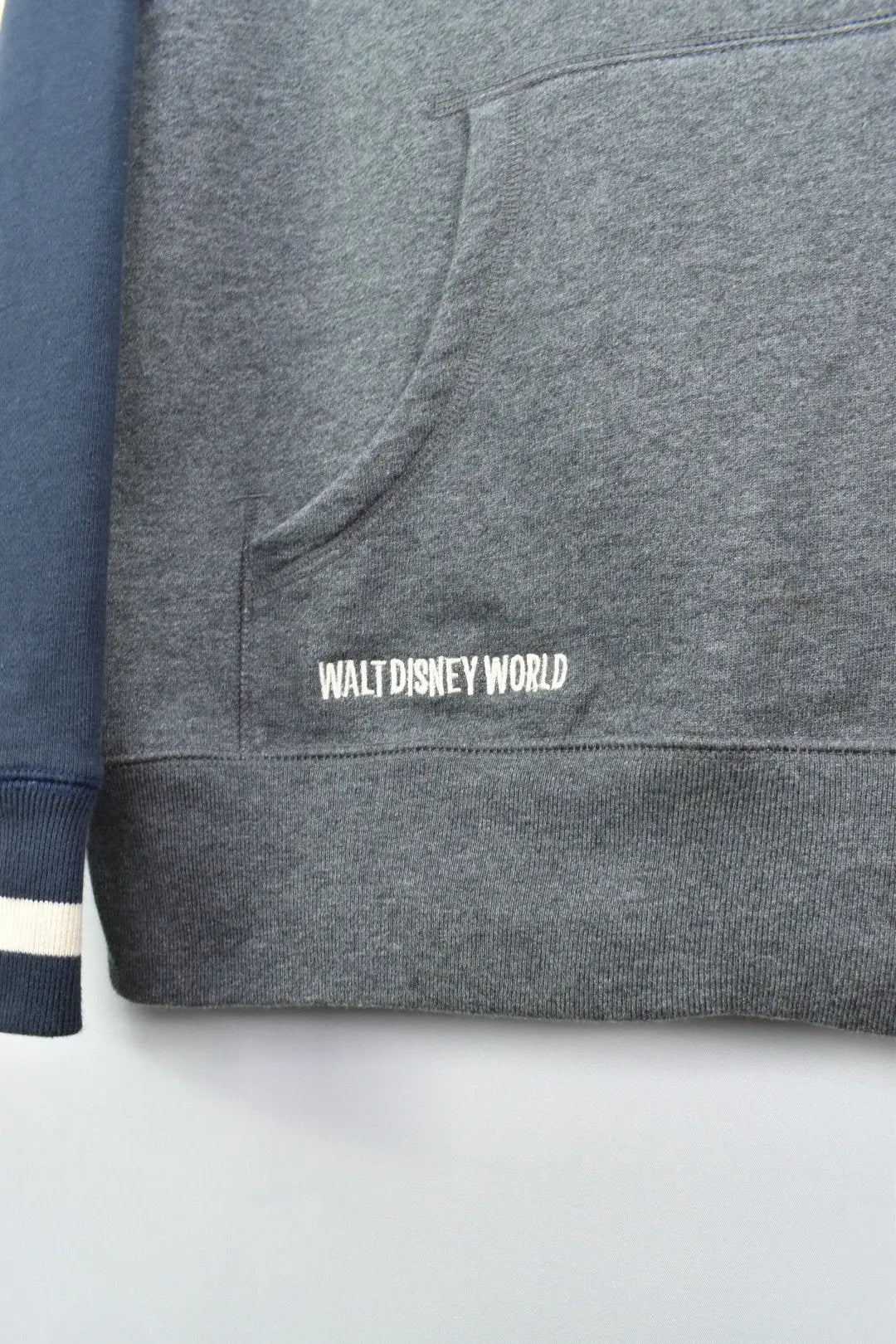 VINTAGE DISNEY EMBROIDERED 1/4 ZIP SWEATSHIRT | Medium DISNEY / CARTOON